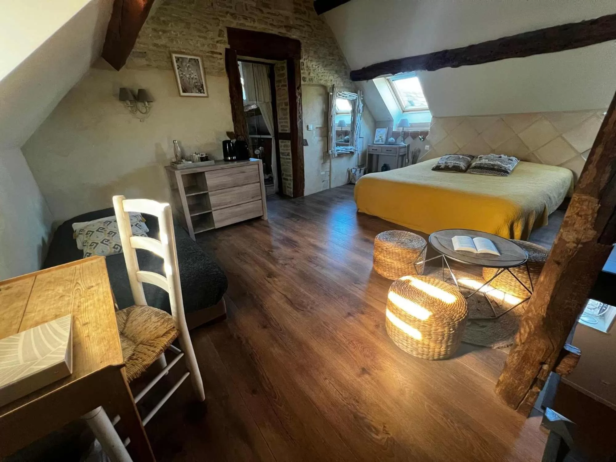 Bedroom, Bed in Le mas Normand