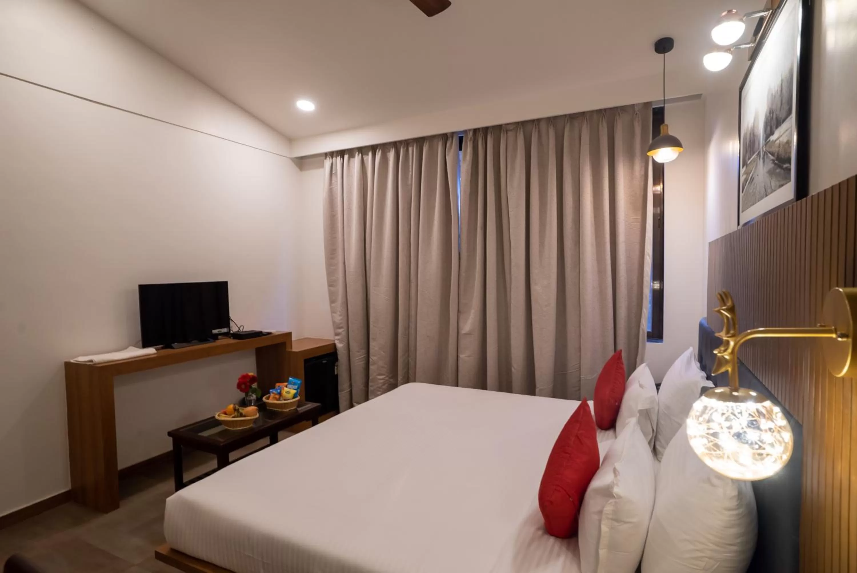 Bed in Jivanta Mahabaleshwar