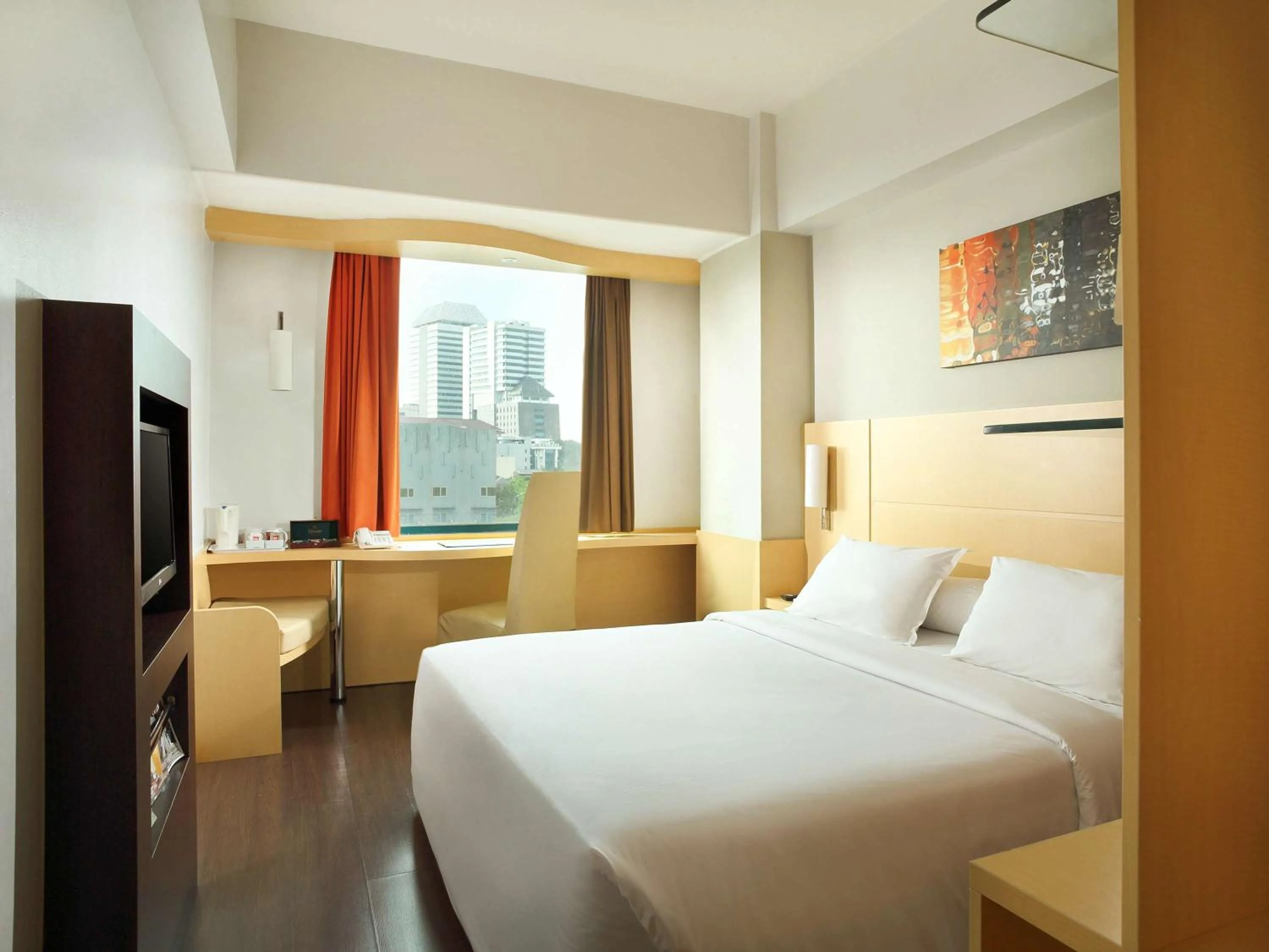Bedroom, Bed in Ibis Jakarta Arcadia
