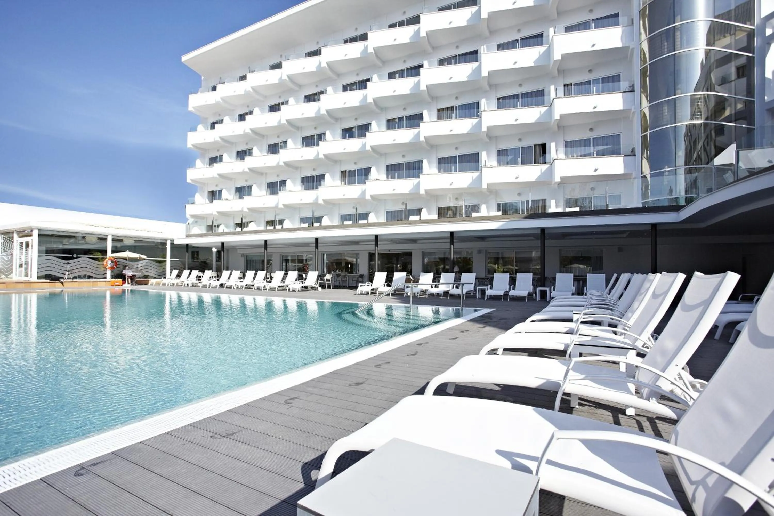 Swimming pool in Grupotel Acapulco Playa - Adults Only