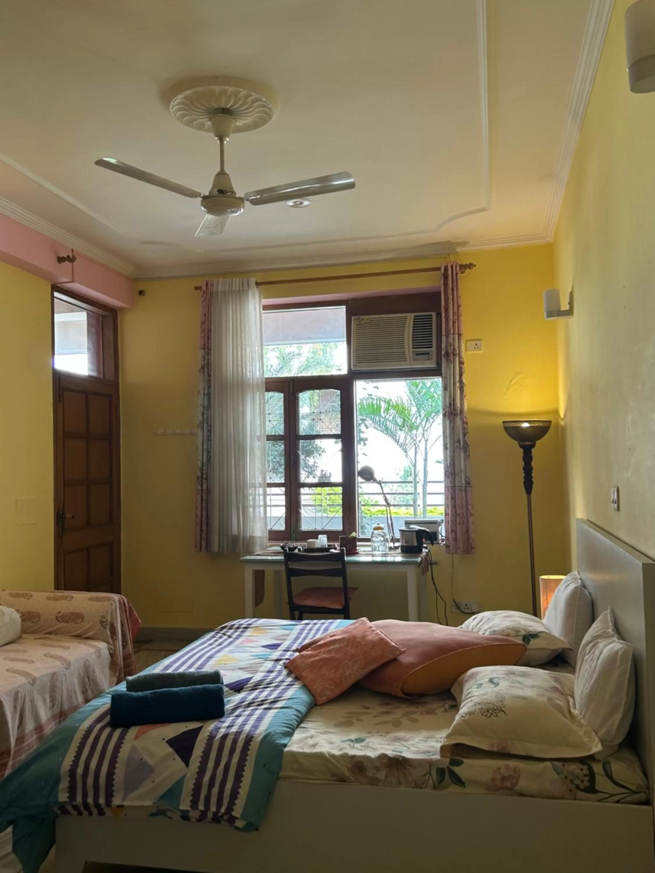 Bed in Ganga Vatika Boutique Hotel, Rishikesh