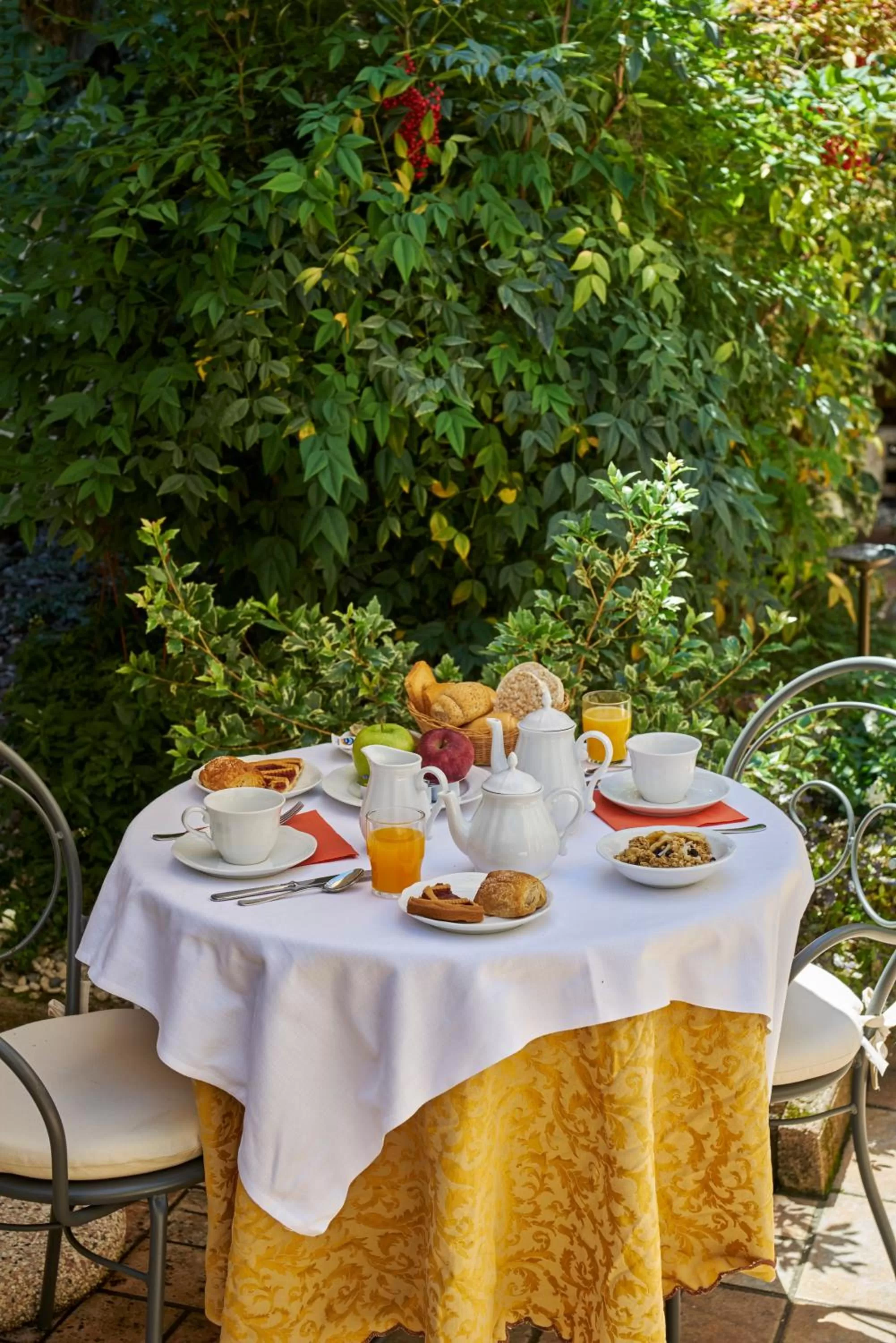 Day in Hotel Gardena