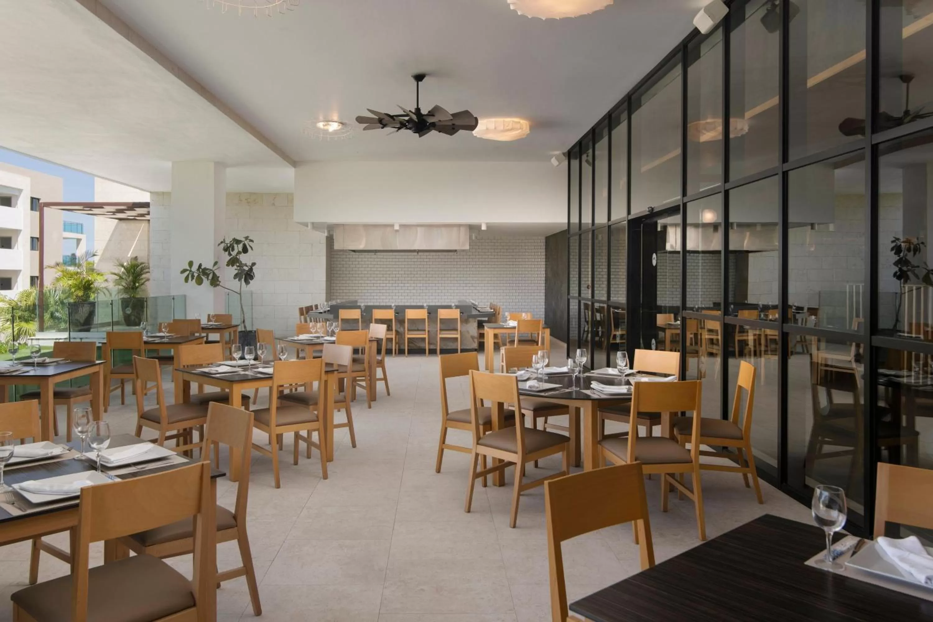 Restaurant/places to eat in Serenade Punta Cana Beach & Spa Resort