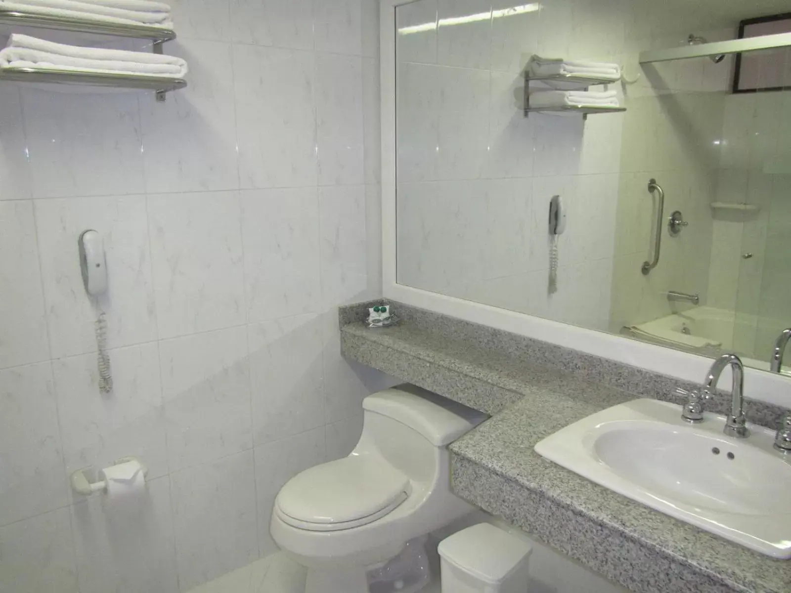 Double Room with Terrace - single occupancy in Hotel Cuellars Double Room with Terrace - single occupancy in Hotel Cuellars