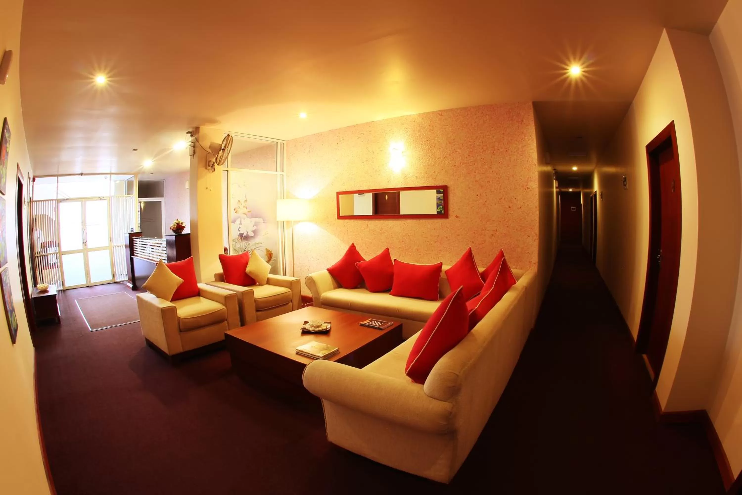 Seating Area in Opulent River Face Hotel