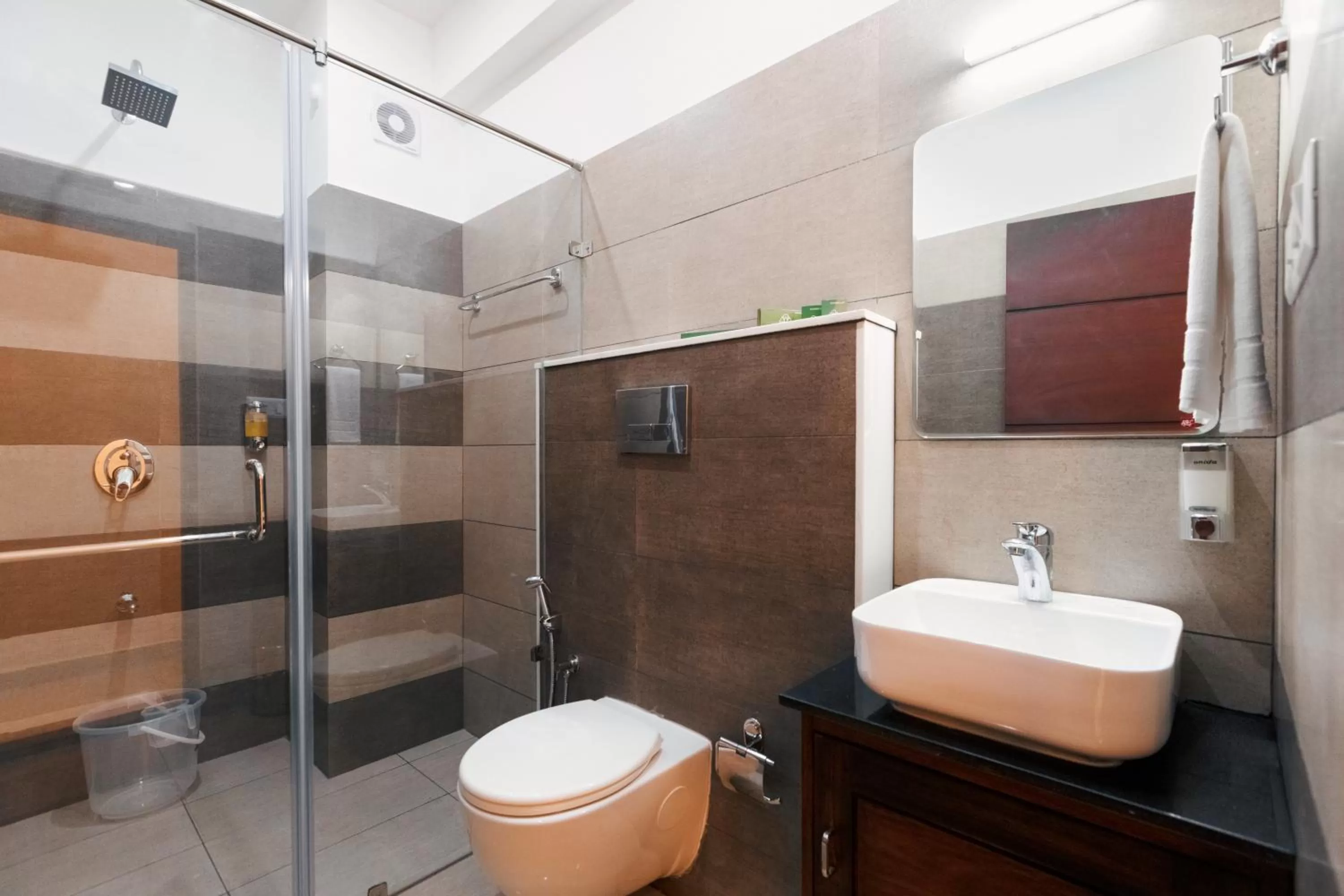 Bathroom in Pleasant Hill Resort