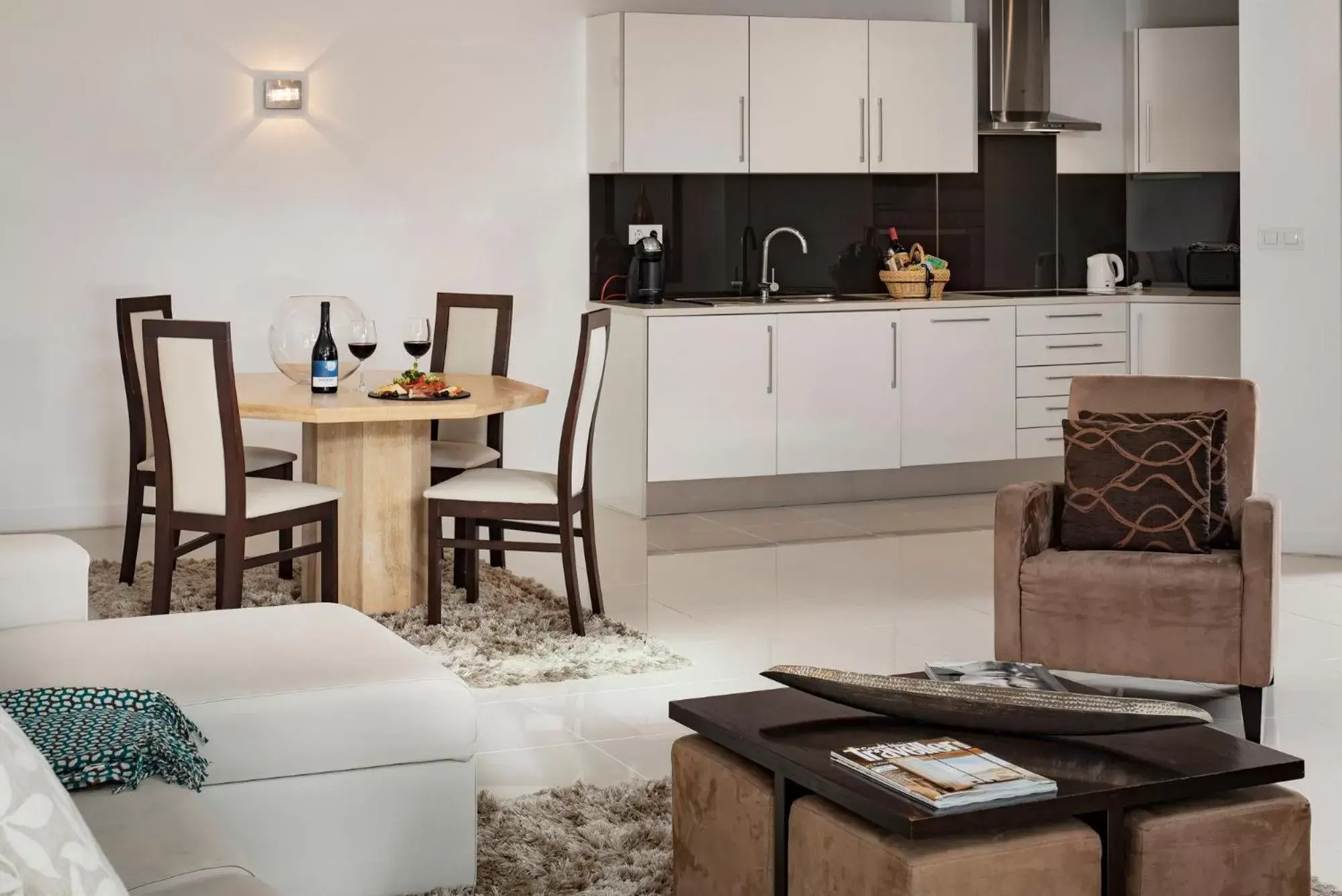 One-Bedroom Apartment with Pool View in Belmar Spa & Beach Resort One-Bedroom Apartment with Pool View in Belmar Spa & Beach Resort