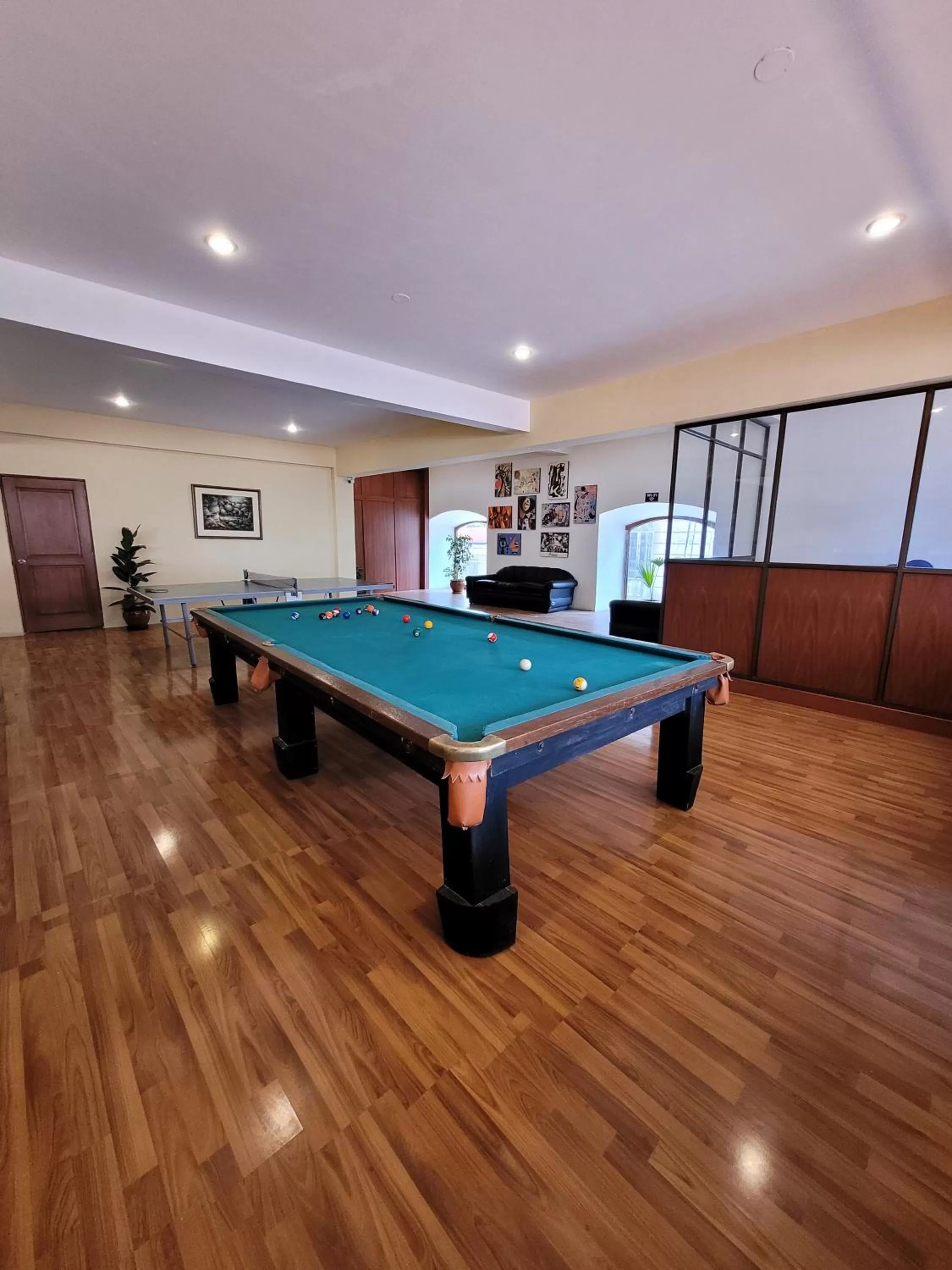 Billiard, Billiards in Hotel Madrid