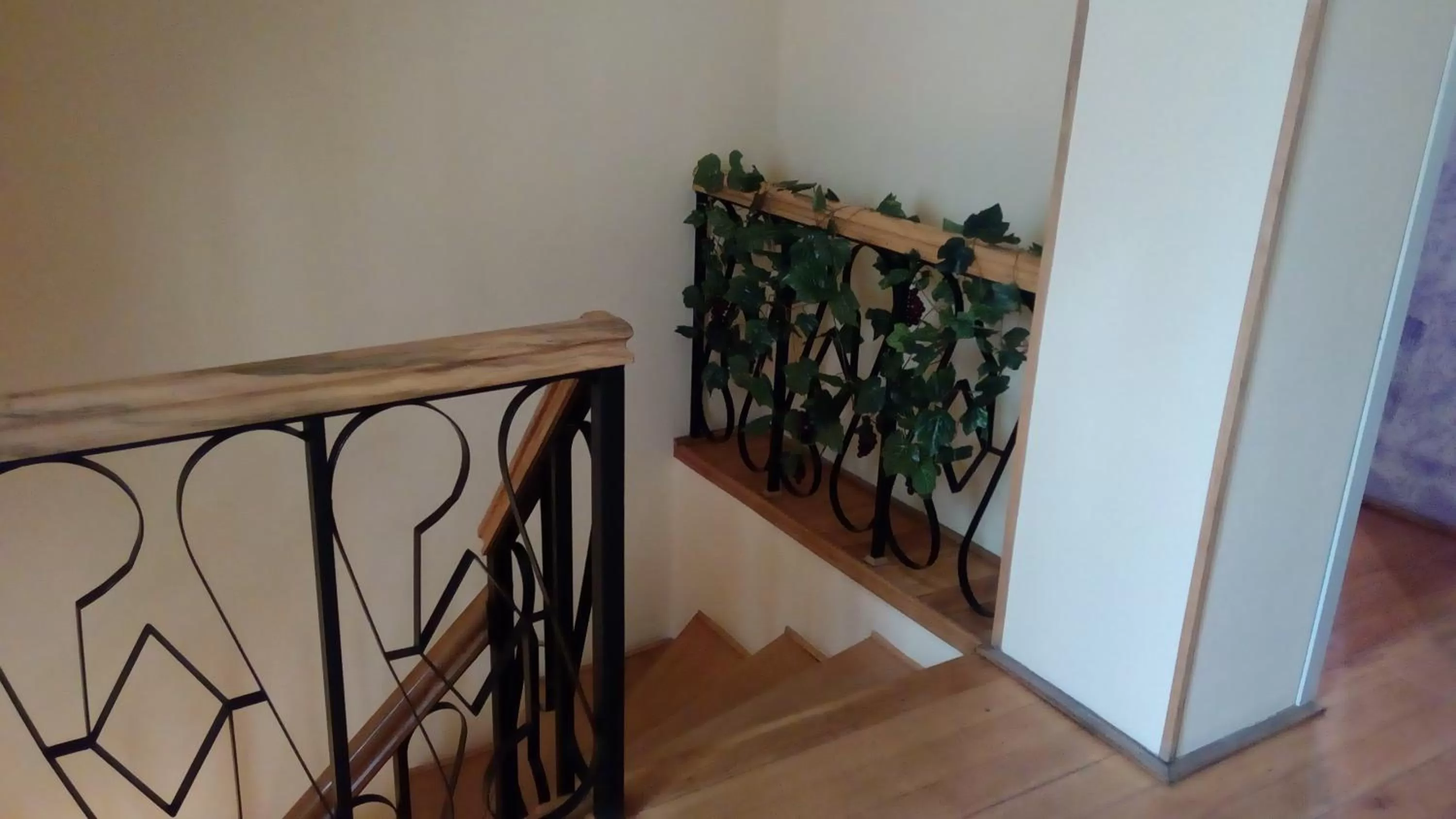 Decorative detail, Bed in Hotel Isani