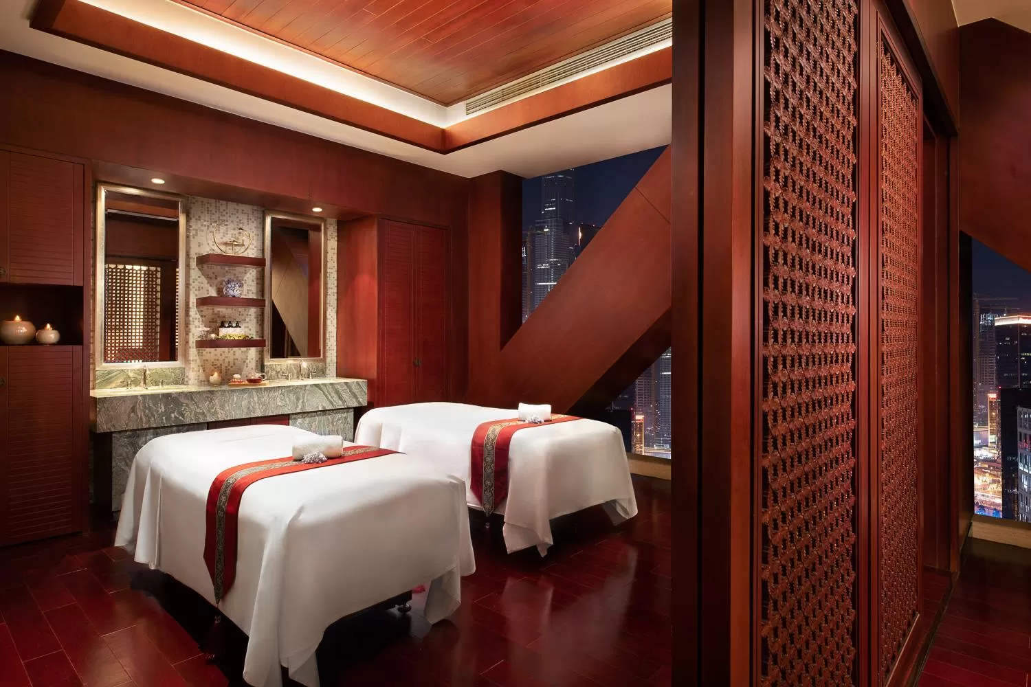 Spa and wellness centre/facilities, Bed in Fairmont Beijing
