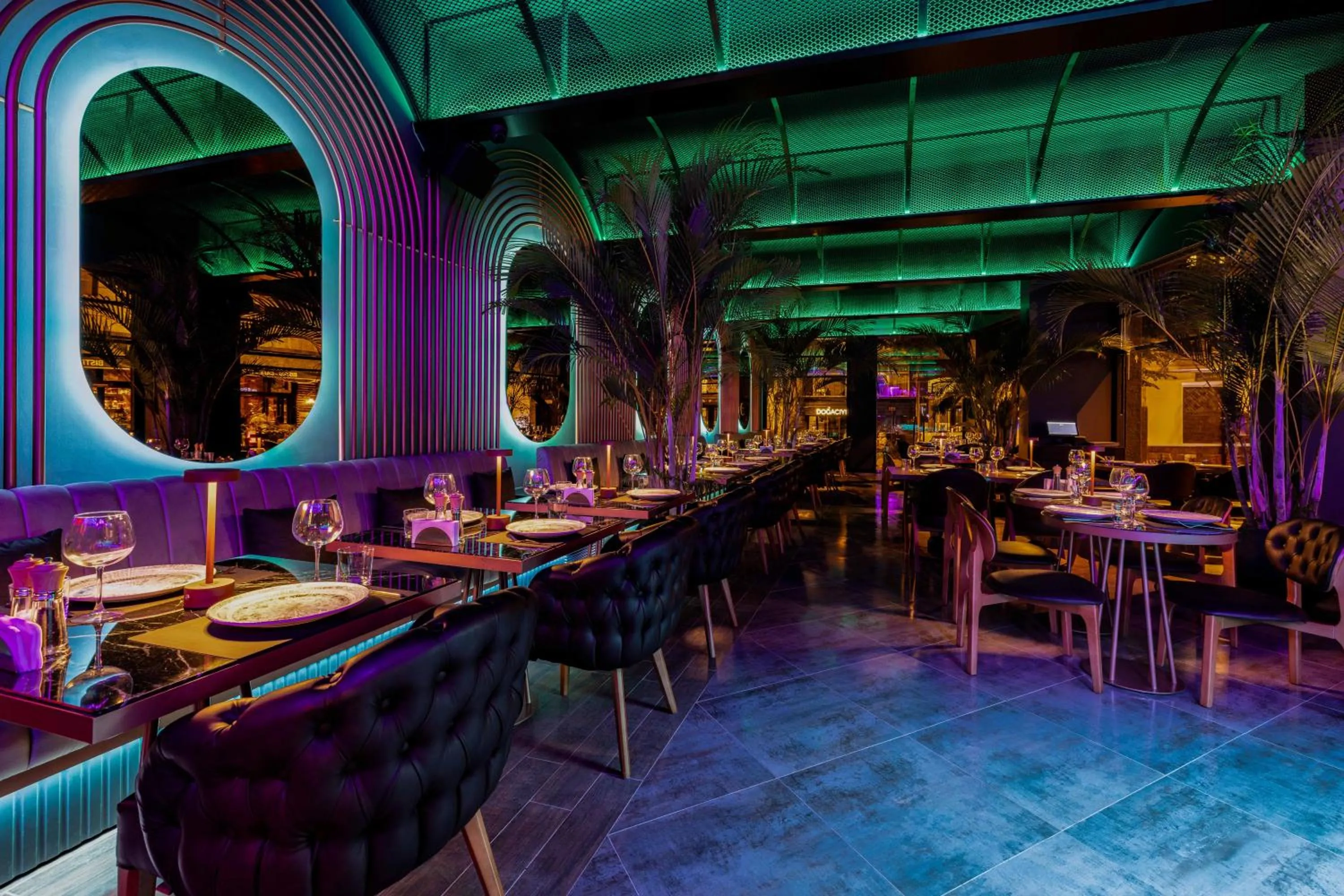 Restaurant/places to eat in Hotel Villa Zurich-Special Category