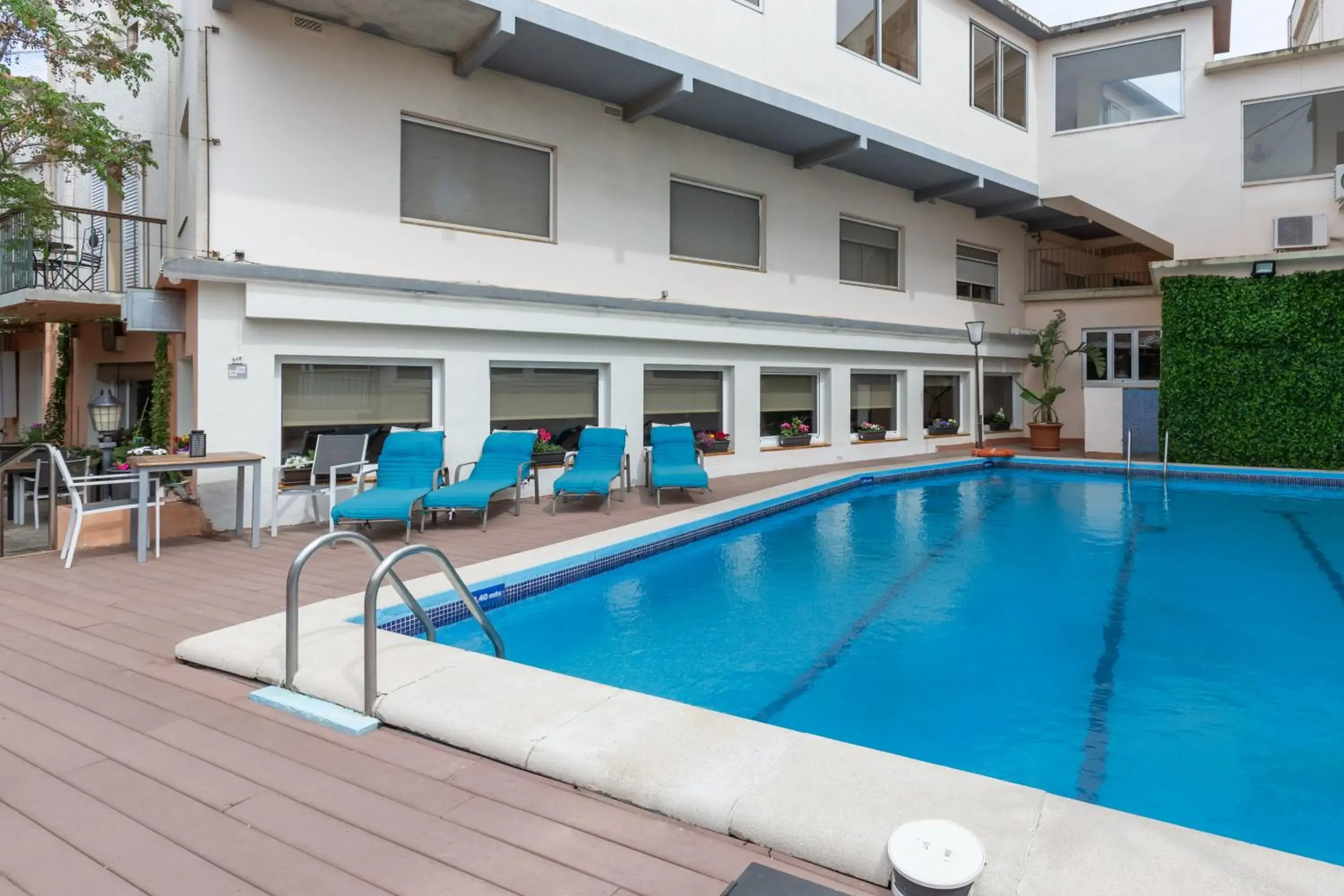 Checkin Travé Checkin Travé