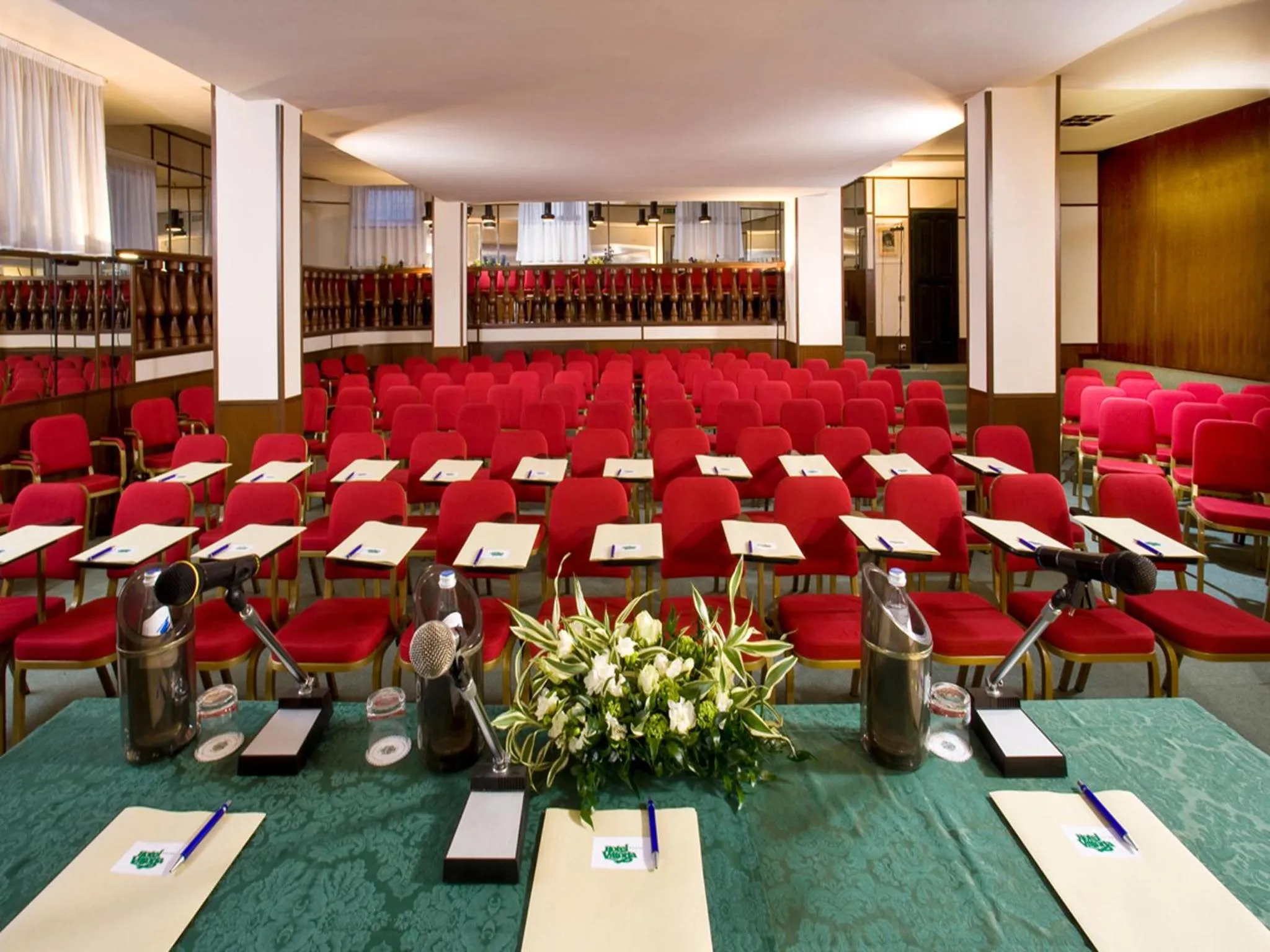 Business facilities in Hotel Vittoria