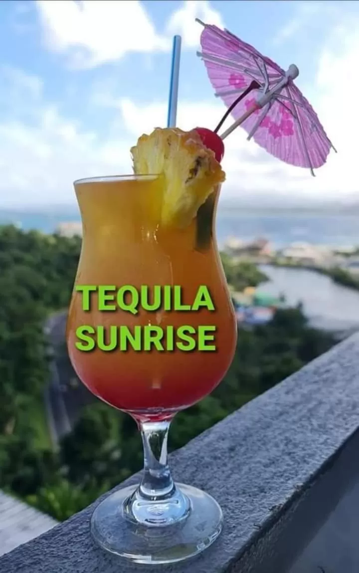 Alcoholic drinks in Sunseekers Outrigger Hotel
