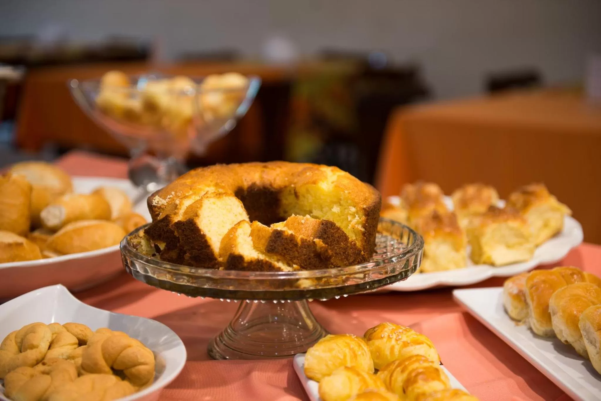 Buffet breakfast in Hotel Metropolitano