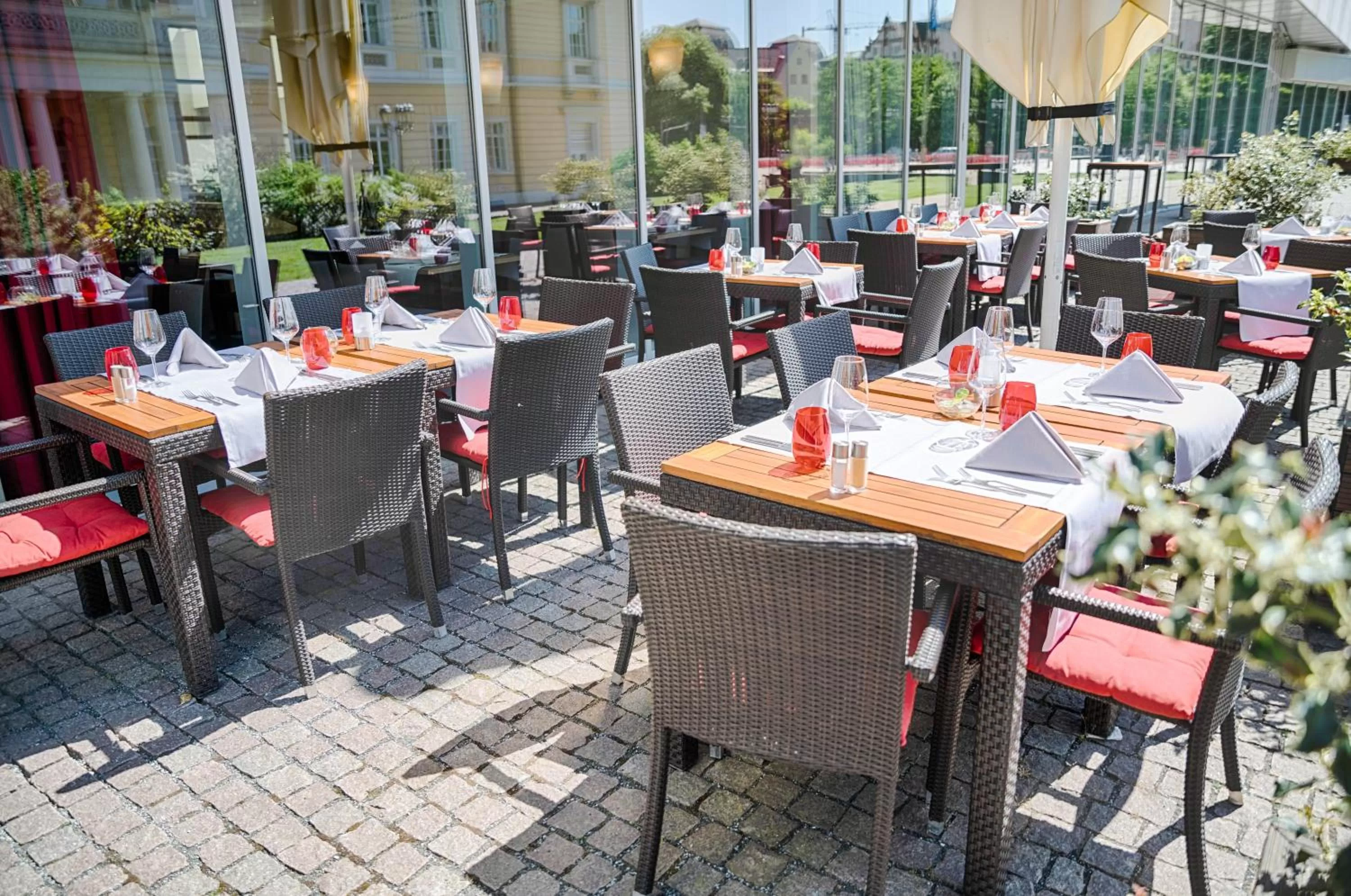 Restaurant/places to eat in Welcome Hotel Darmstadt City Center