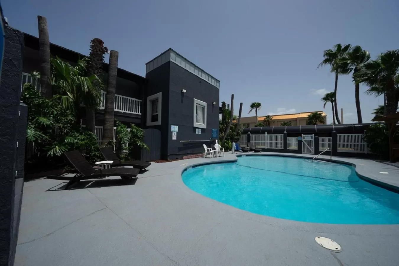 Swimming pool in Days Inn by Wyndham Portland/Corpus Christi