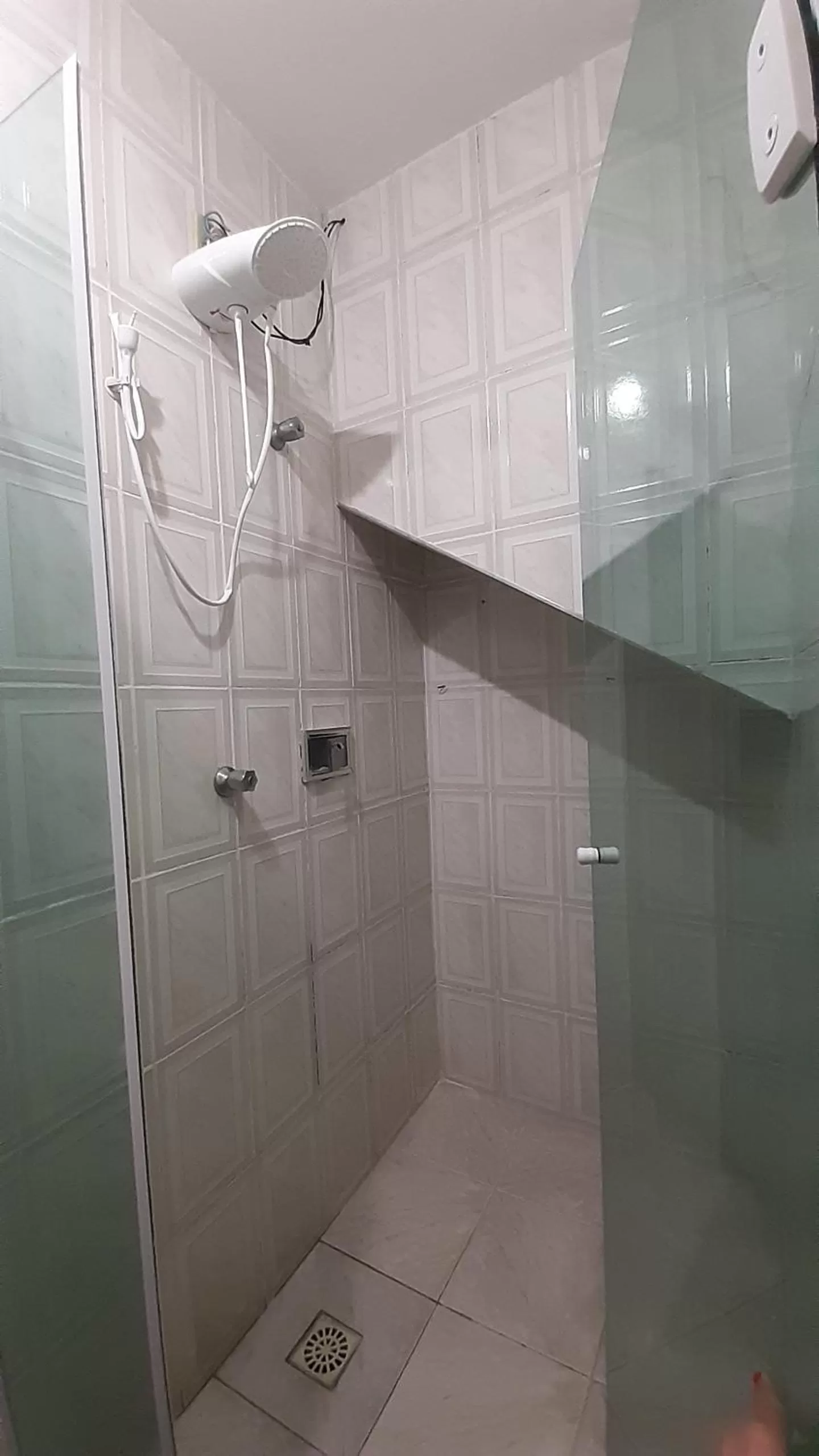 Shower, Bathroom in Pousada Reino Encantado - São Thomé das Letras - Minas Gerais