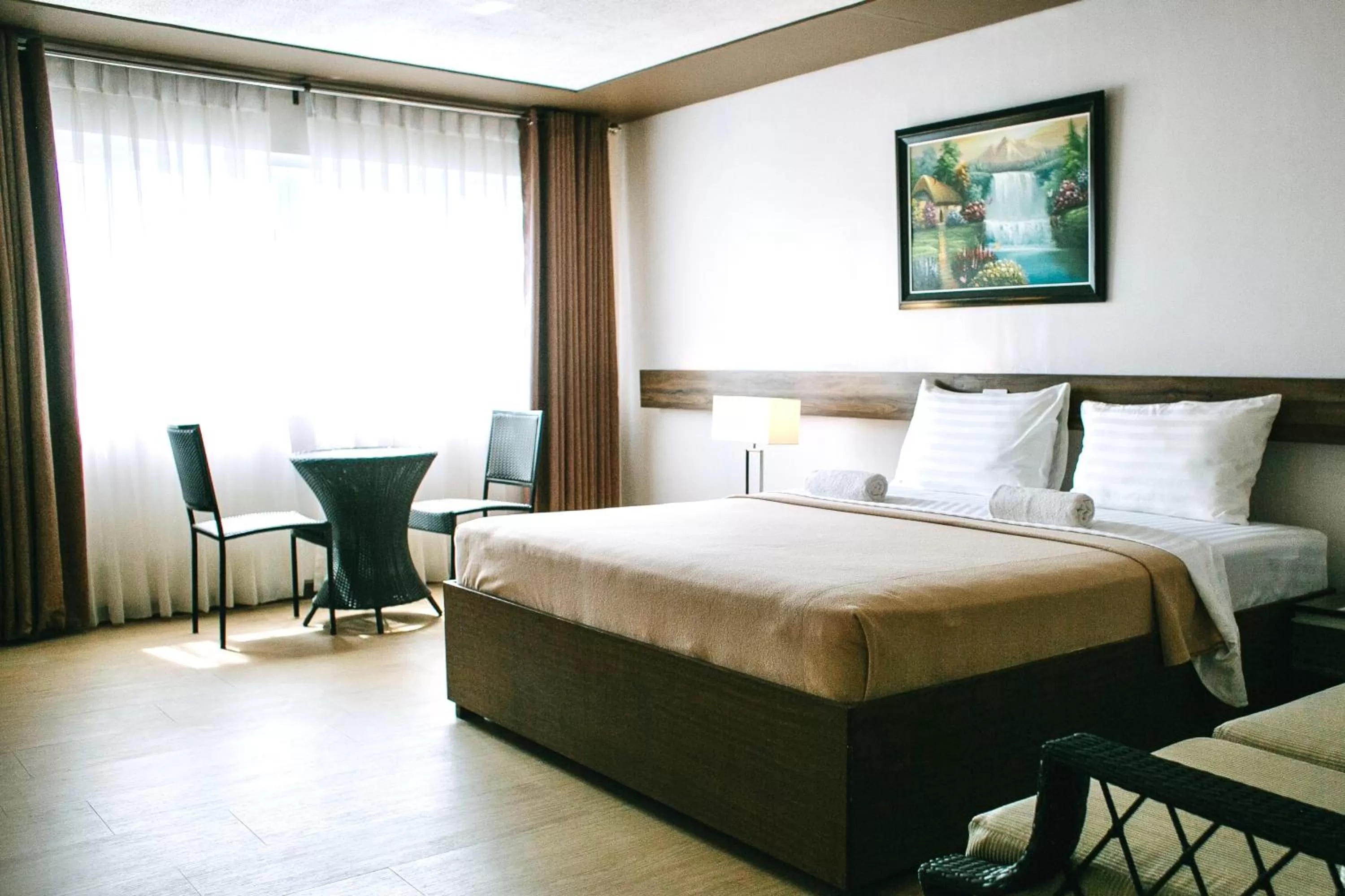 Photo of the whole room, Bed in Leope Hotel