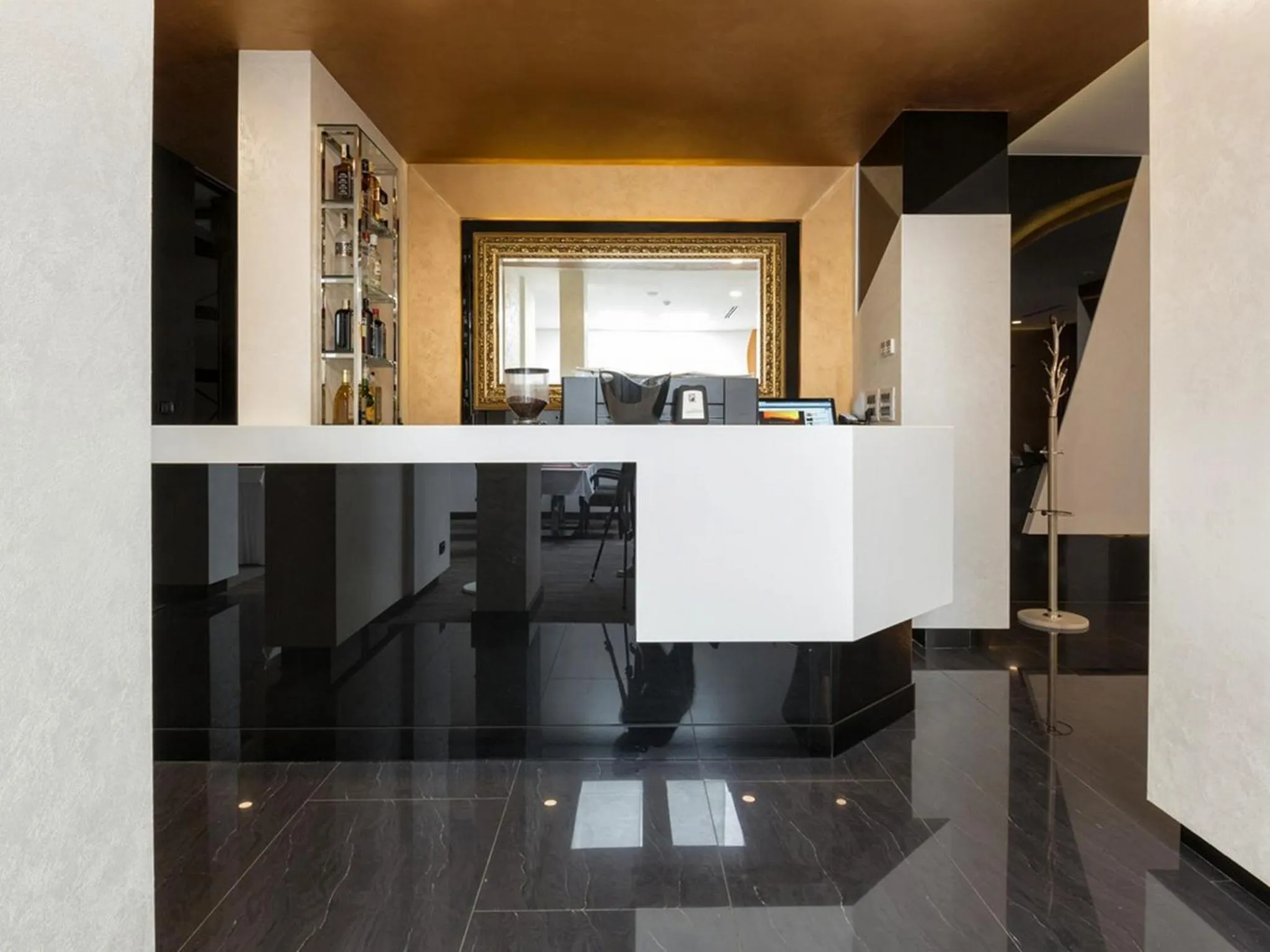 Lounge or bar in Nova City Garni Hotel Signature Collection