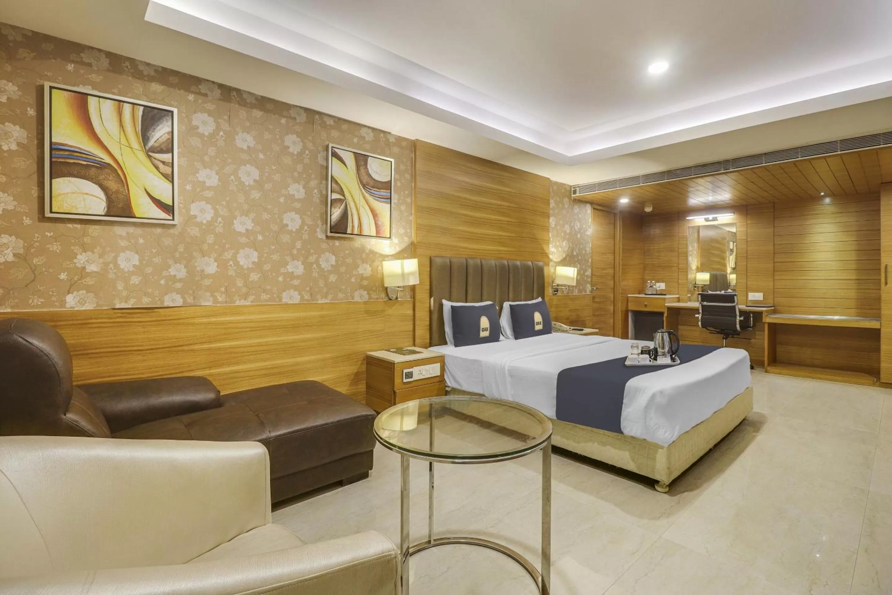 Bedroom in Palette - Hotel Chennai La Palace