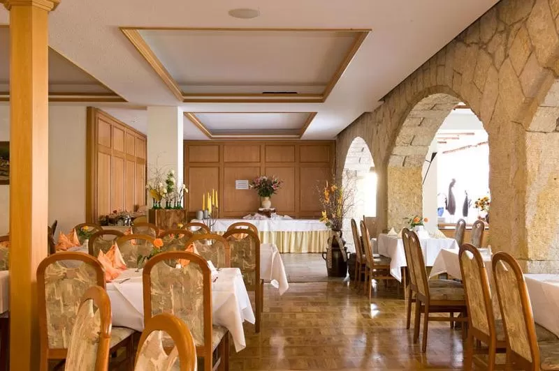 Restaurant/Places to Eat in Hotel Zur Post