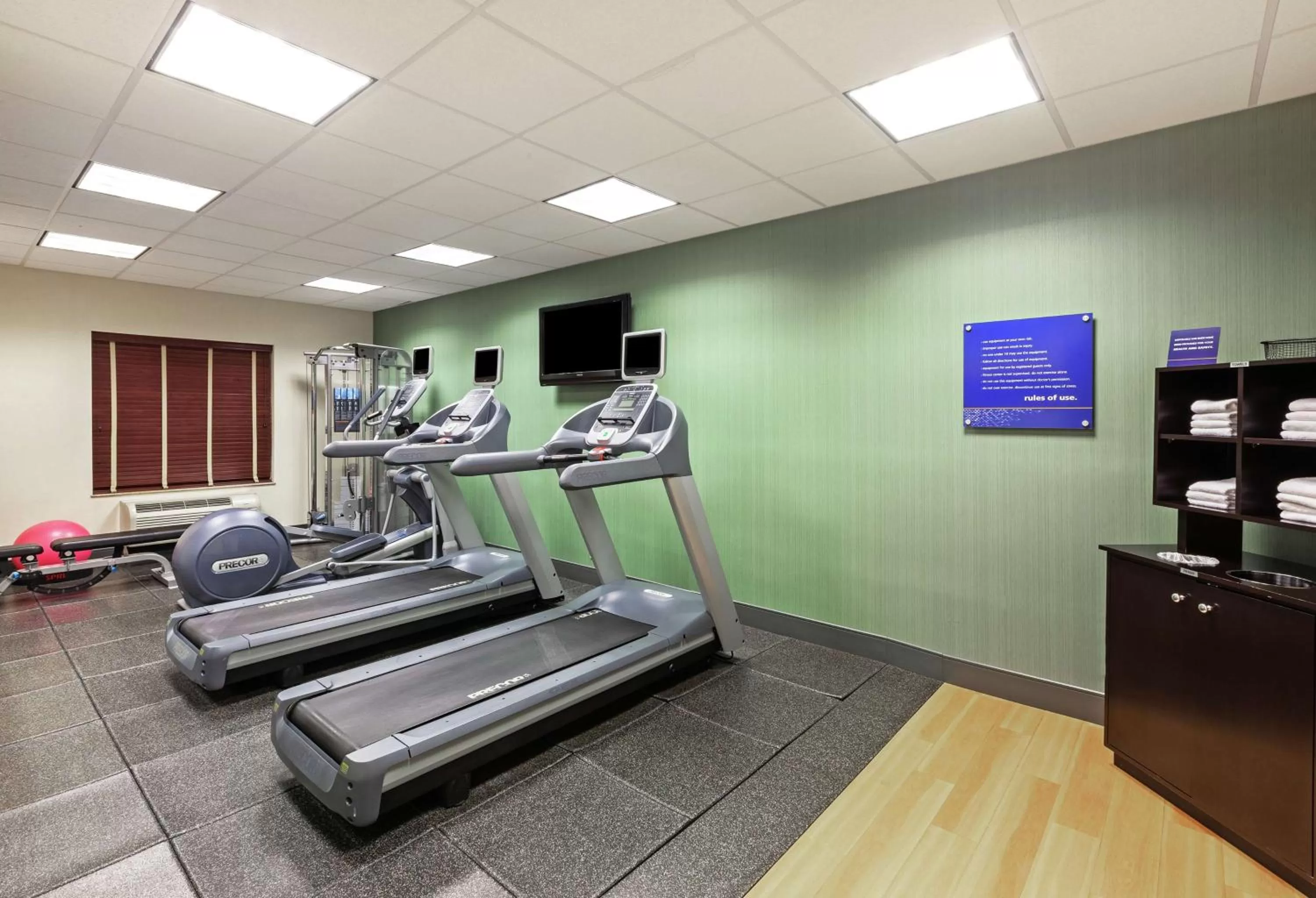 Fitness centre/facilities in Hampton Inn & Suites El Paso West