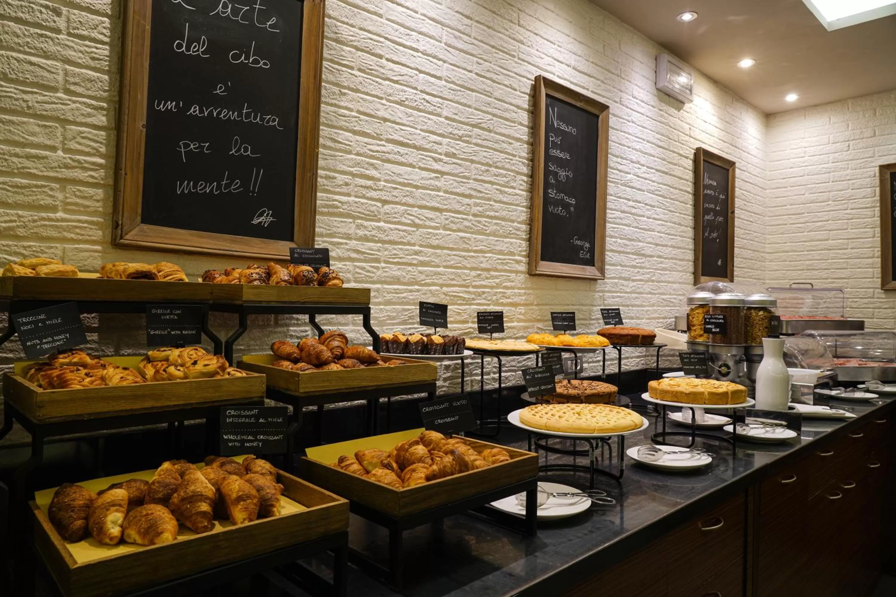 La Meridiana Bleisure Hotel