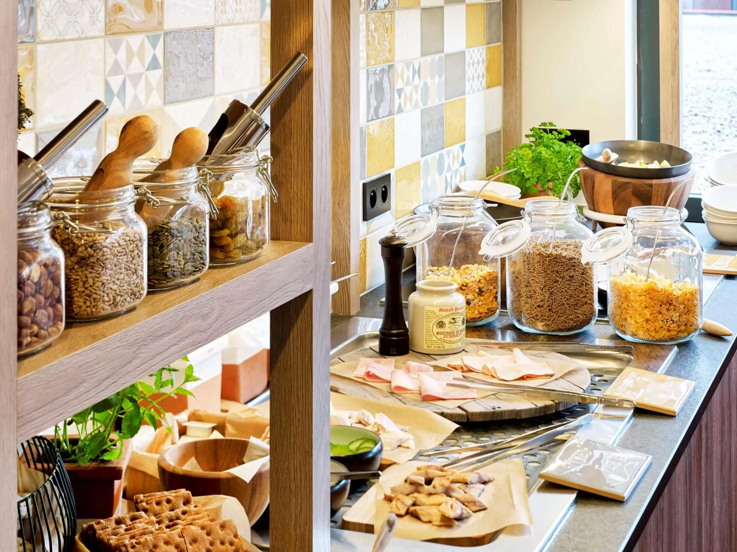 Restaurant/places to eat in Park Inn By Radisson Hasselt