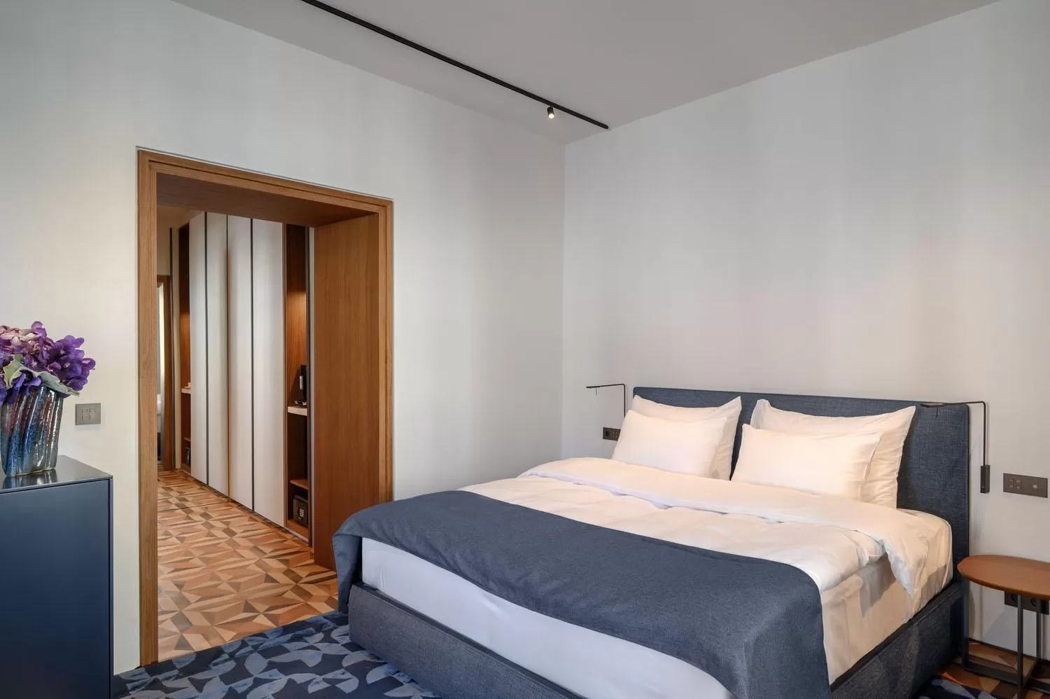 Bed in Zlata Ladjica Boutique Hotel