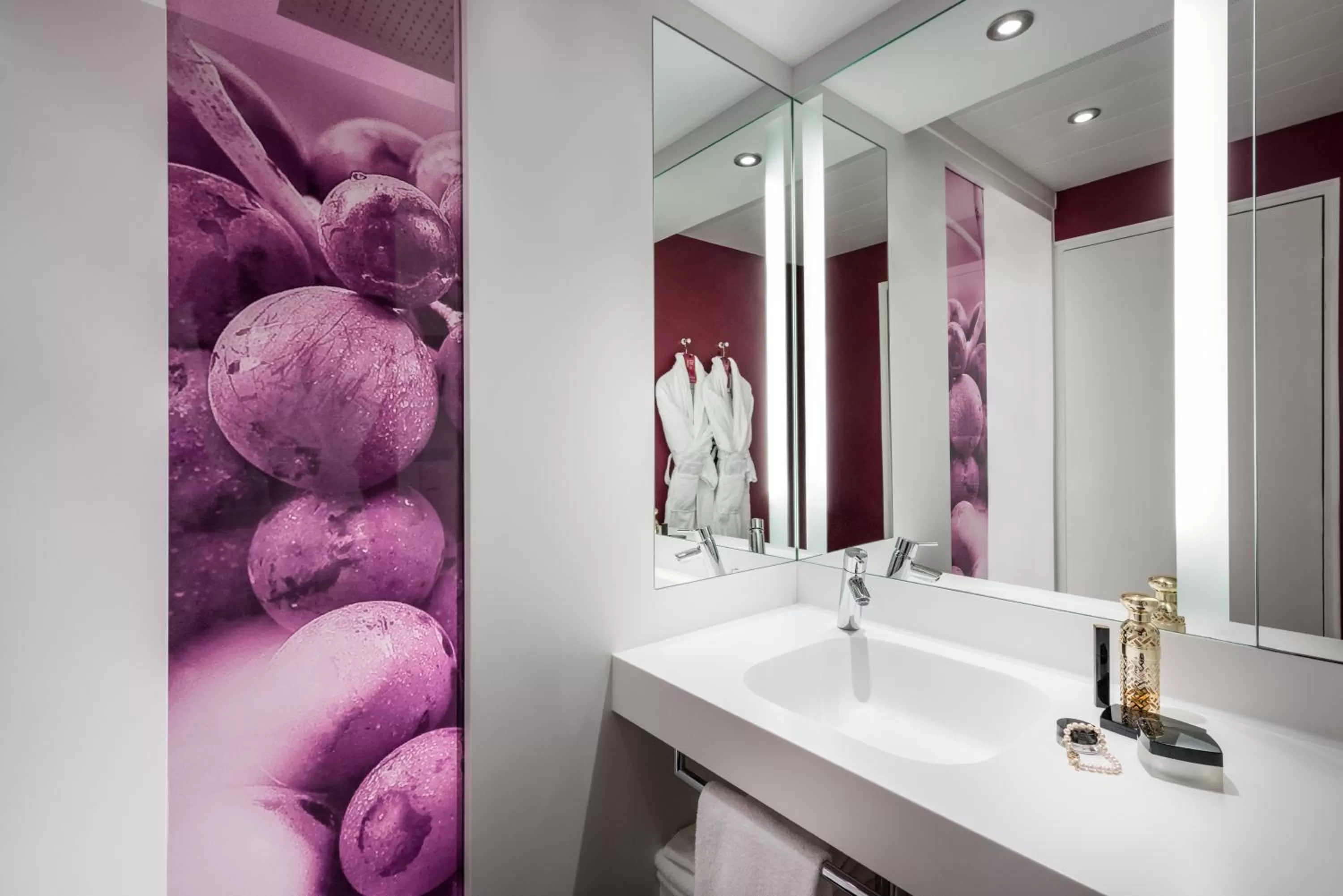 Superior Double Room in Mercure Reims Centre Cathédrale