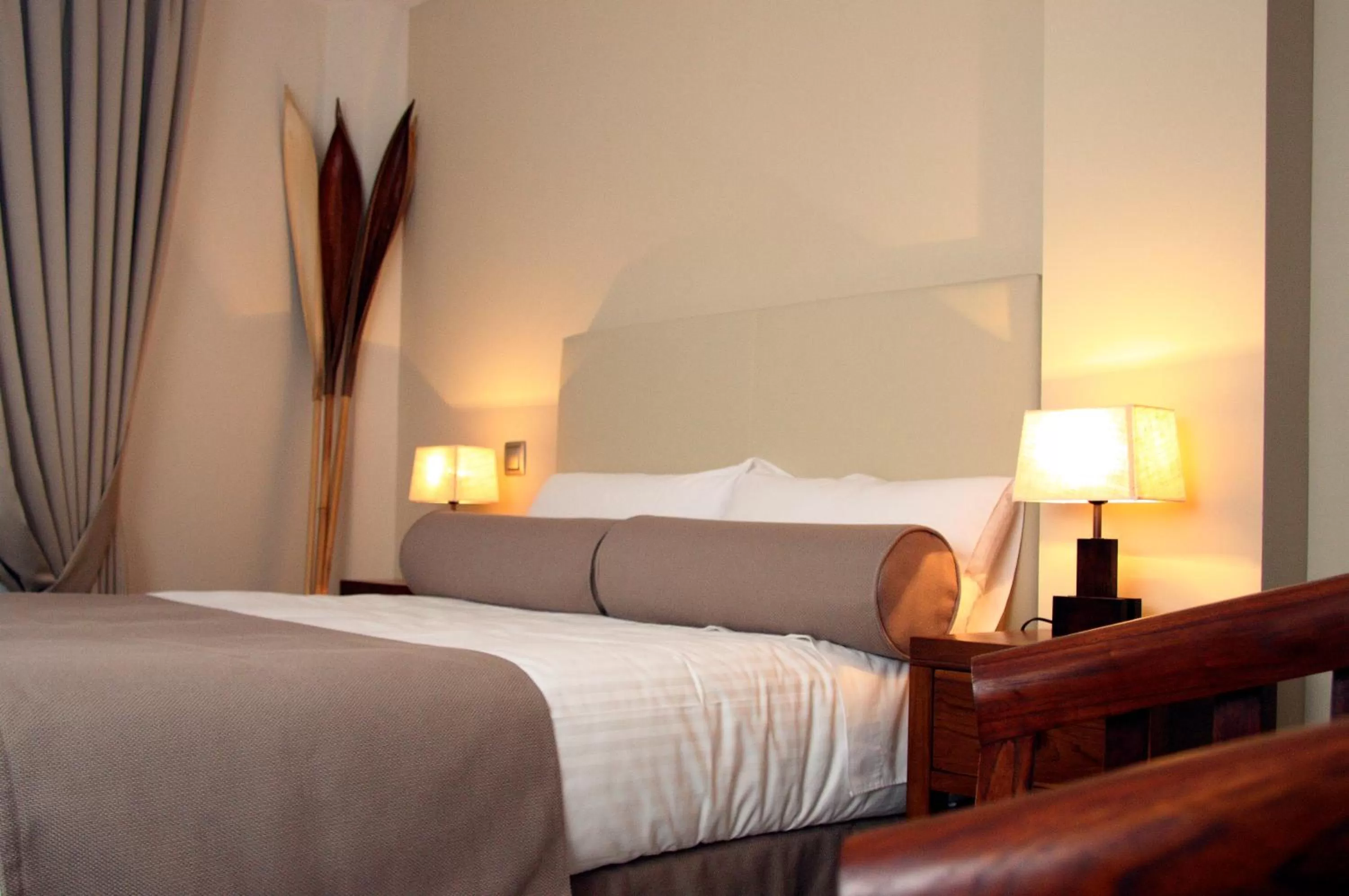 Bed in Le Petit Boutique Hotel