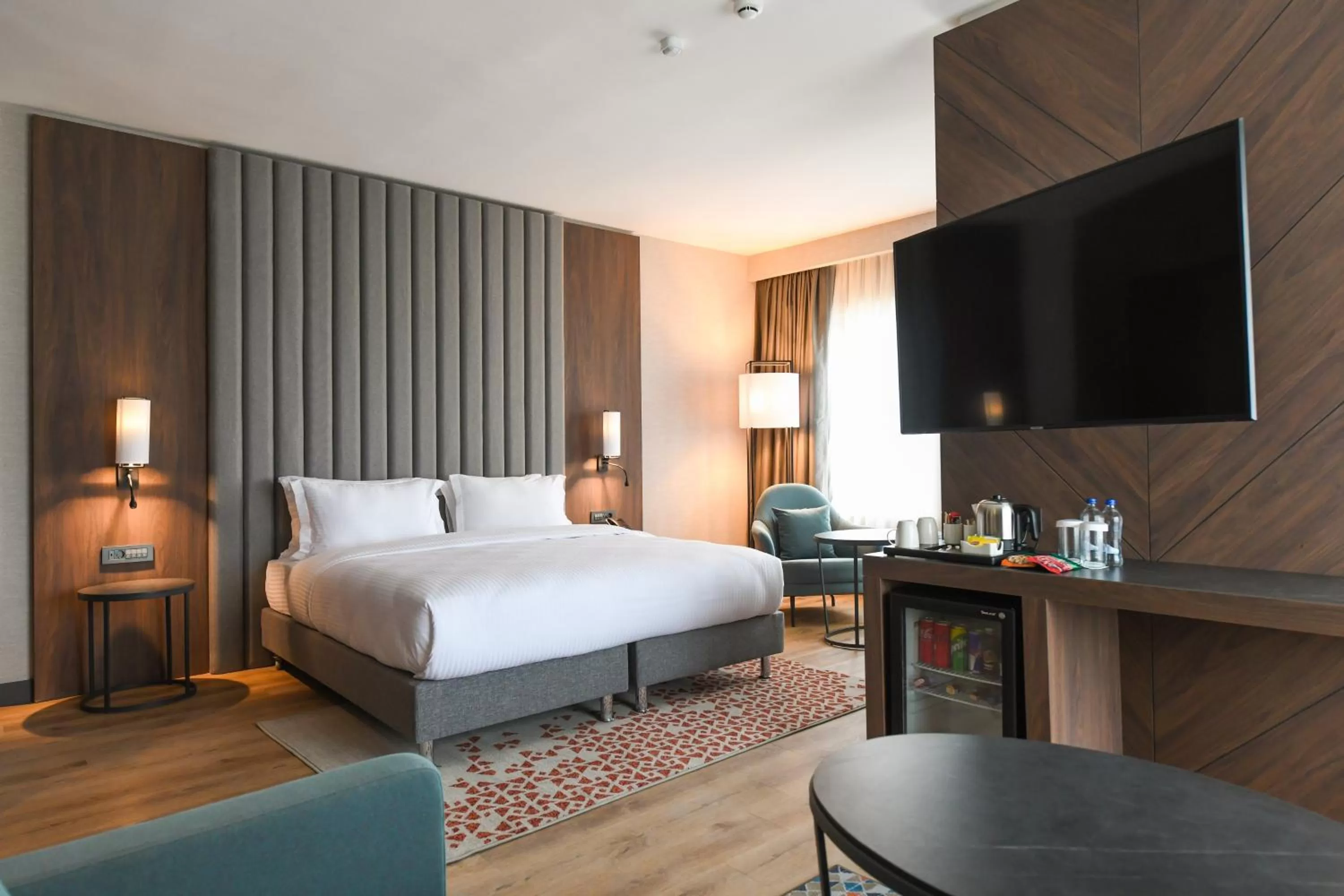 Bedroom, Bed in Crowne Plaza Ankara by IHG