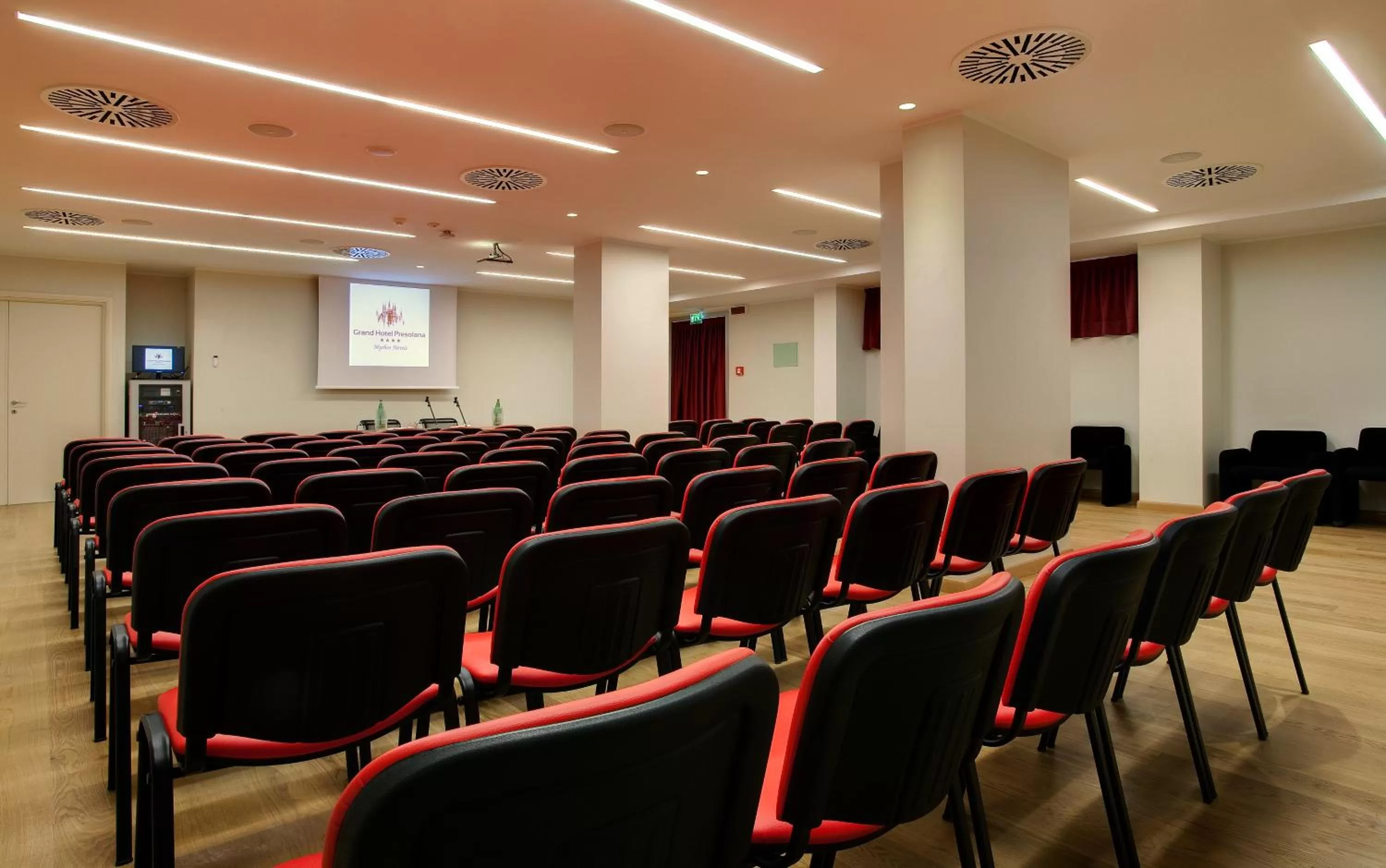 Business facilities in Grand Hotel Presolana