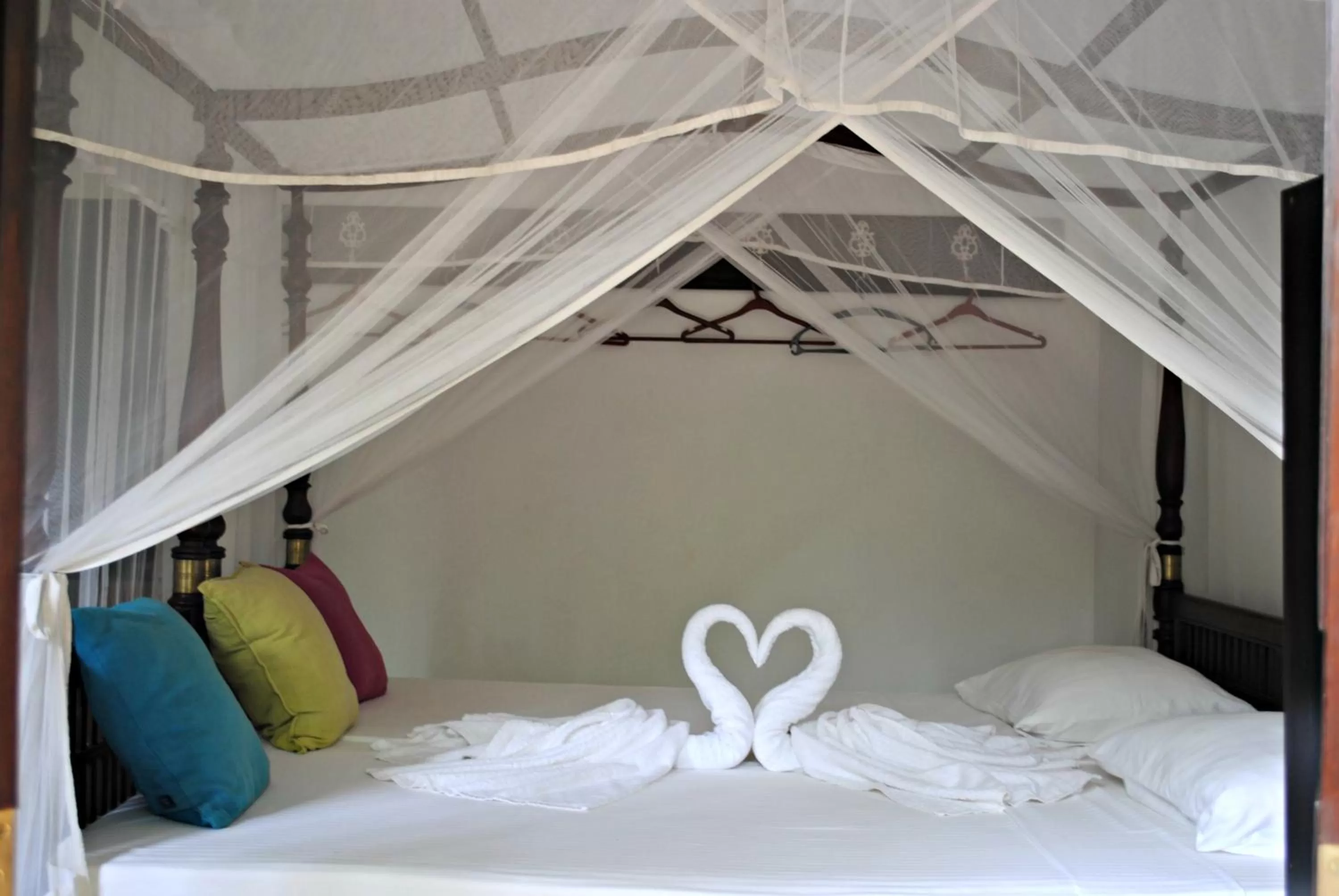 Bed in Wasantha Garden Hotel Restaurant & Ayurvedic Treatment