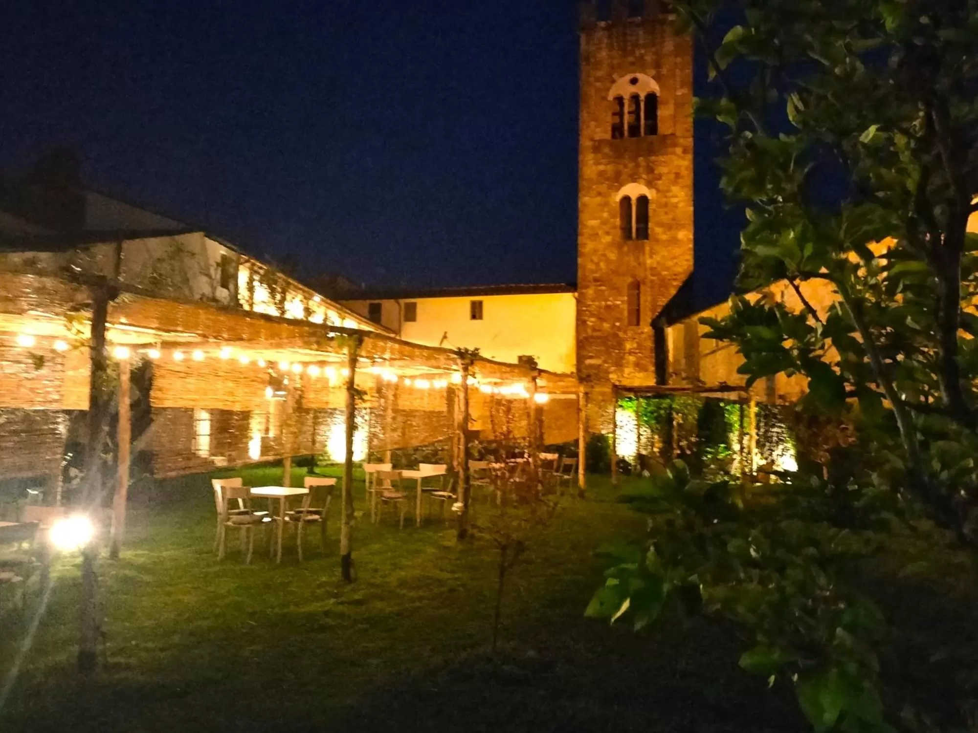 Night in Badia Giulia Prestigious Historical B&B, Camaiore - Adults Only - No Pets