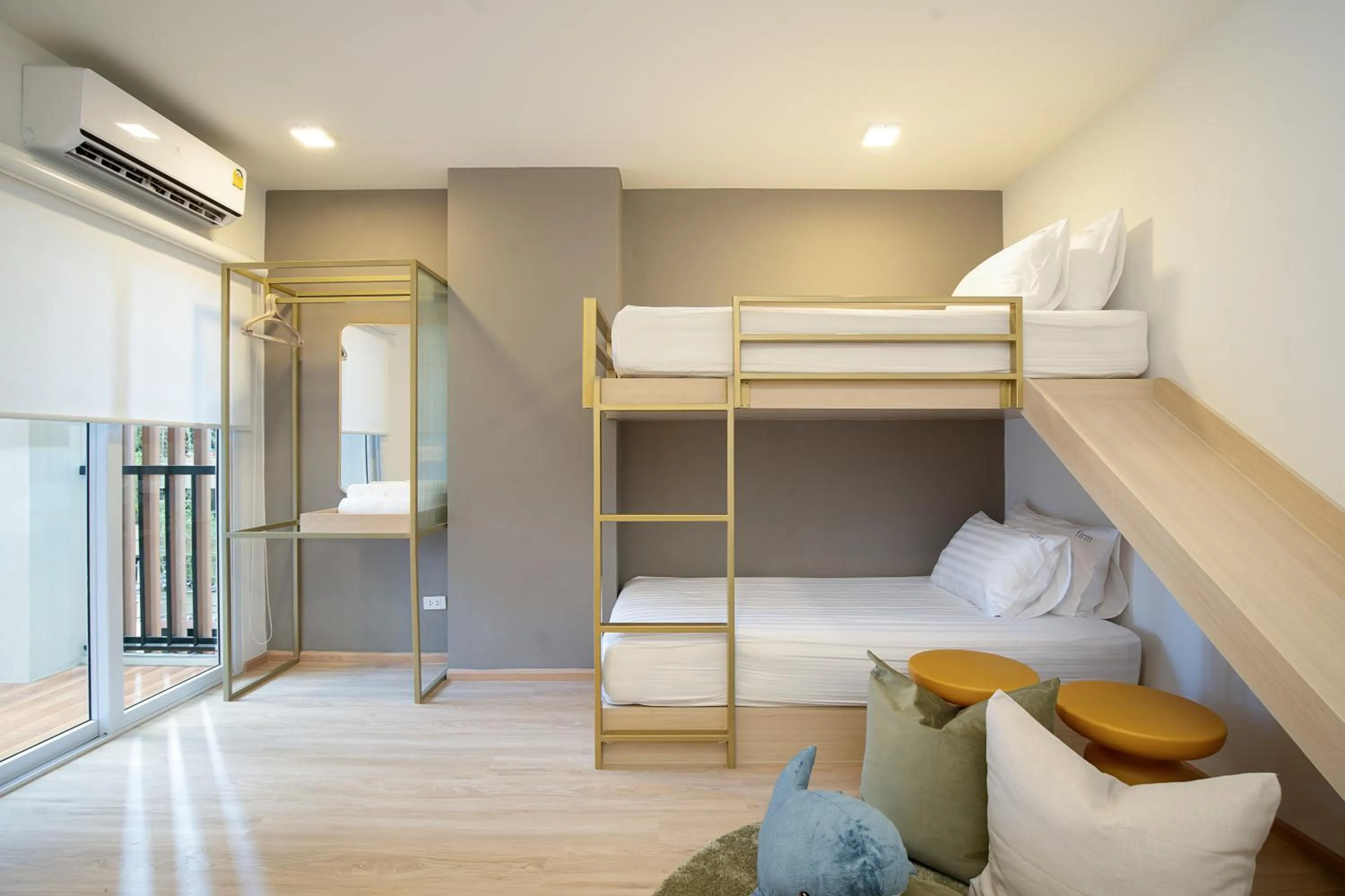 bunk bed, Bed in Diya Hotel Bangkok