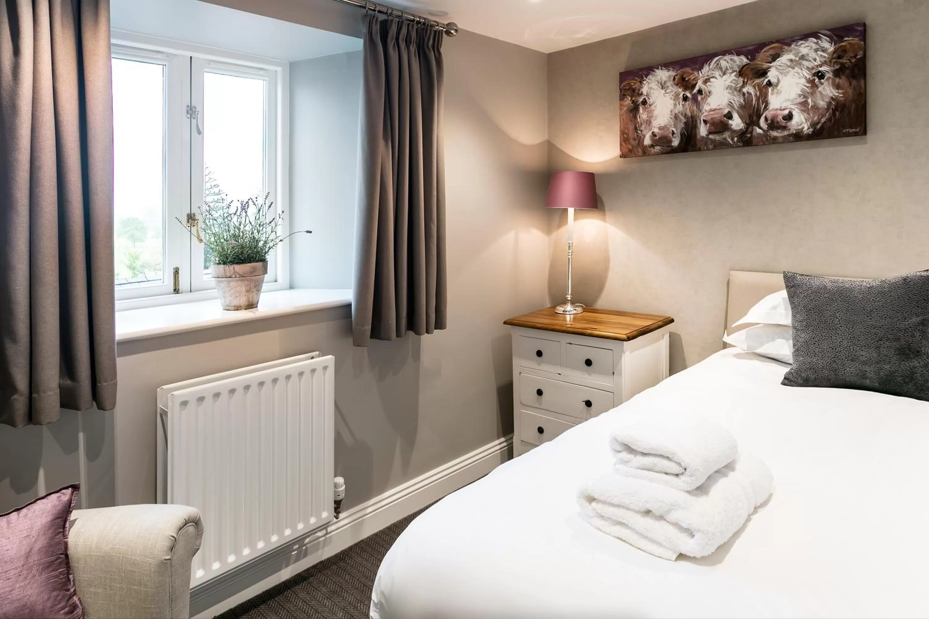 Bedroom, Bed in The Lodge @ Carus Green