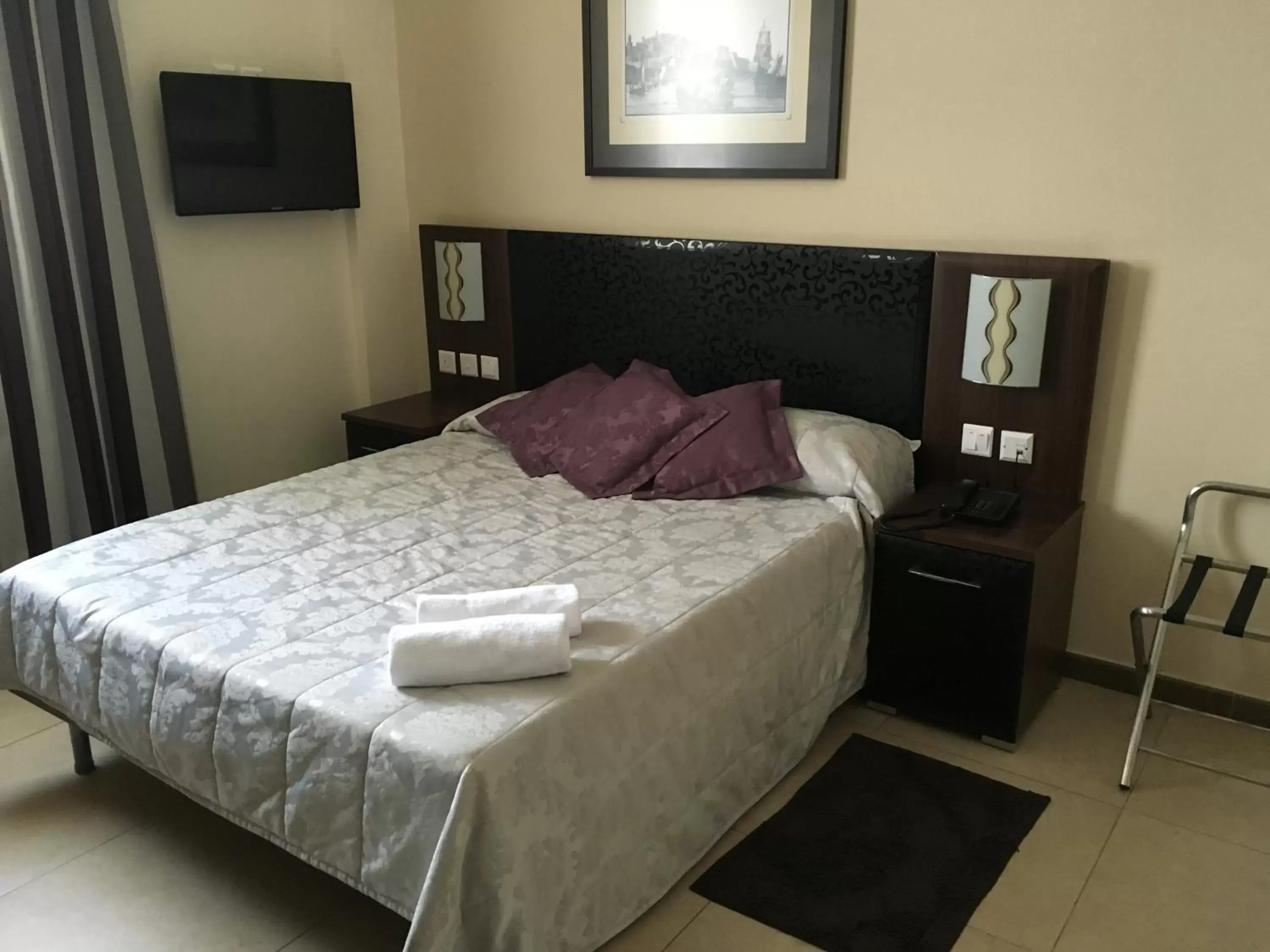 Double Room with Private Roof Terrace - Sea View in Grand Harbour Hotel Double Room with Private Roof Terrace - Sea View in Grand Harbour Hotel