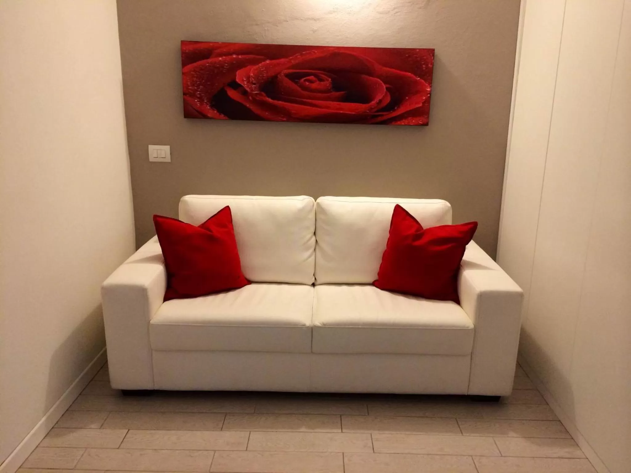 TV and multimedia in La Farina Apartments