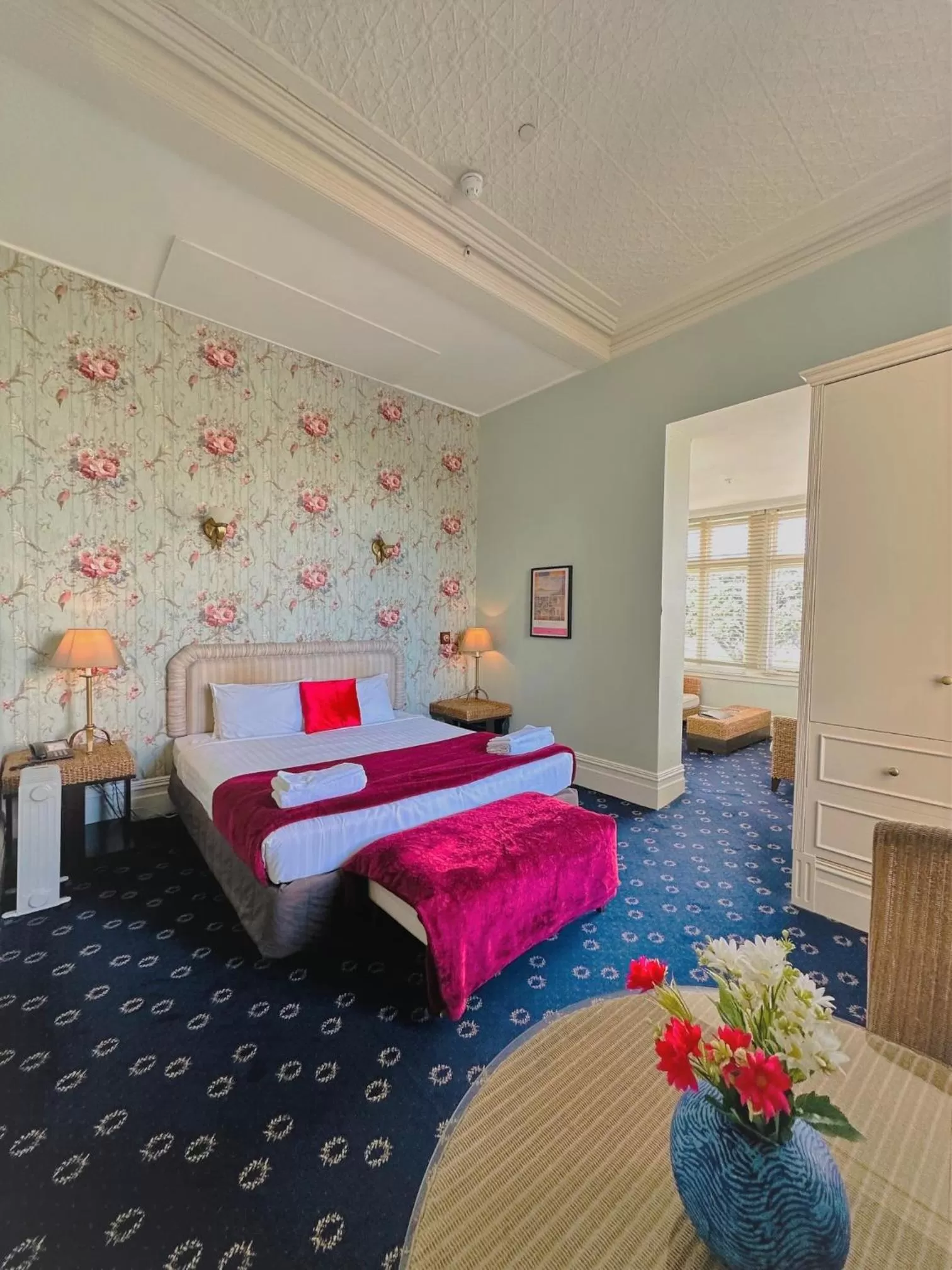 Bedroom, Bed in The Esplanade Hotel