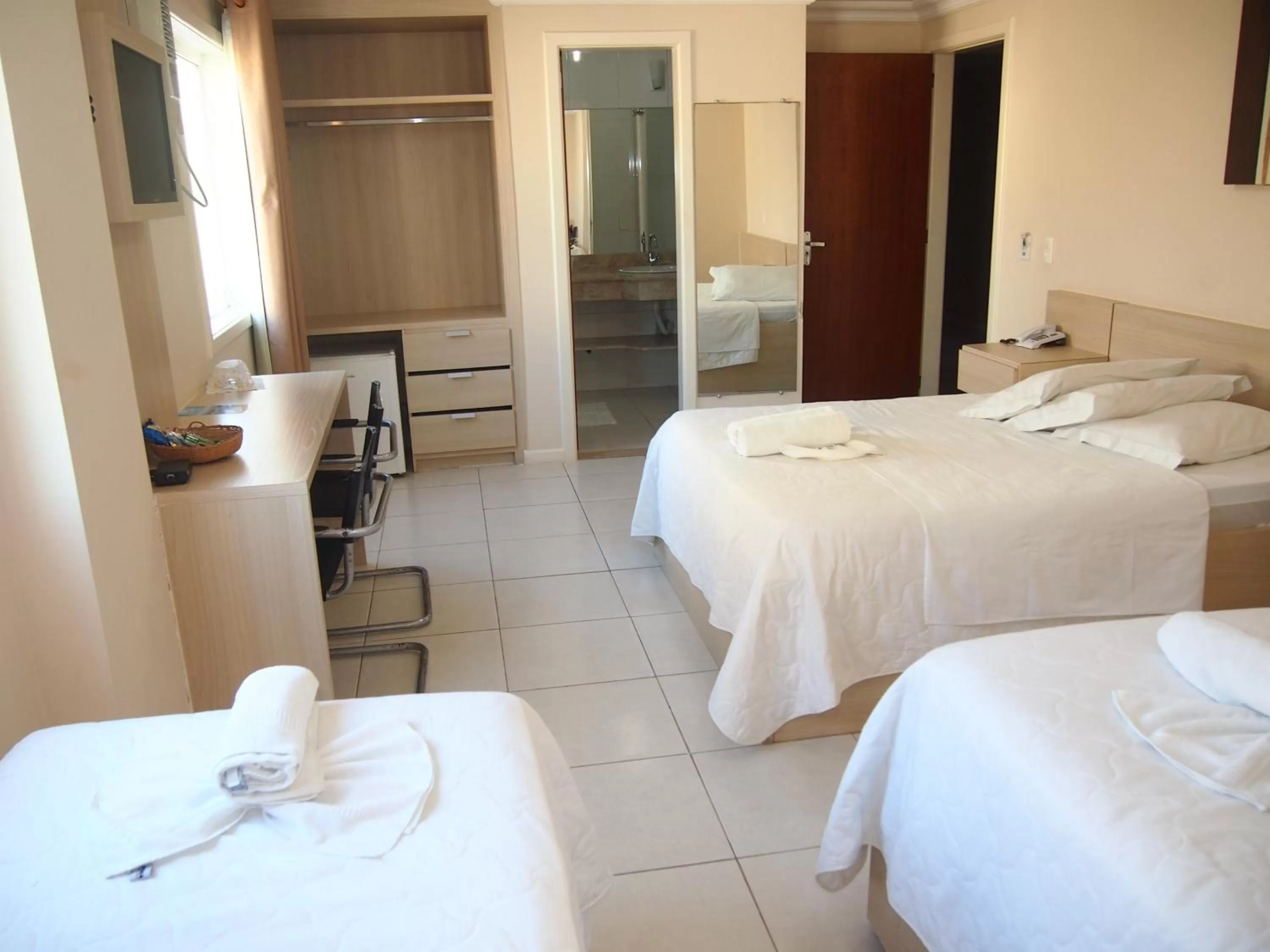 Photo of the whole room, Bed in Ocean View Hotel