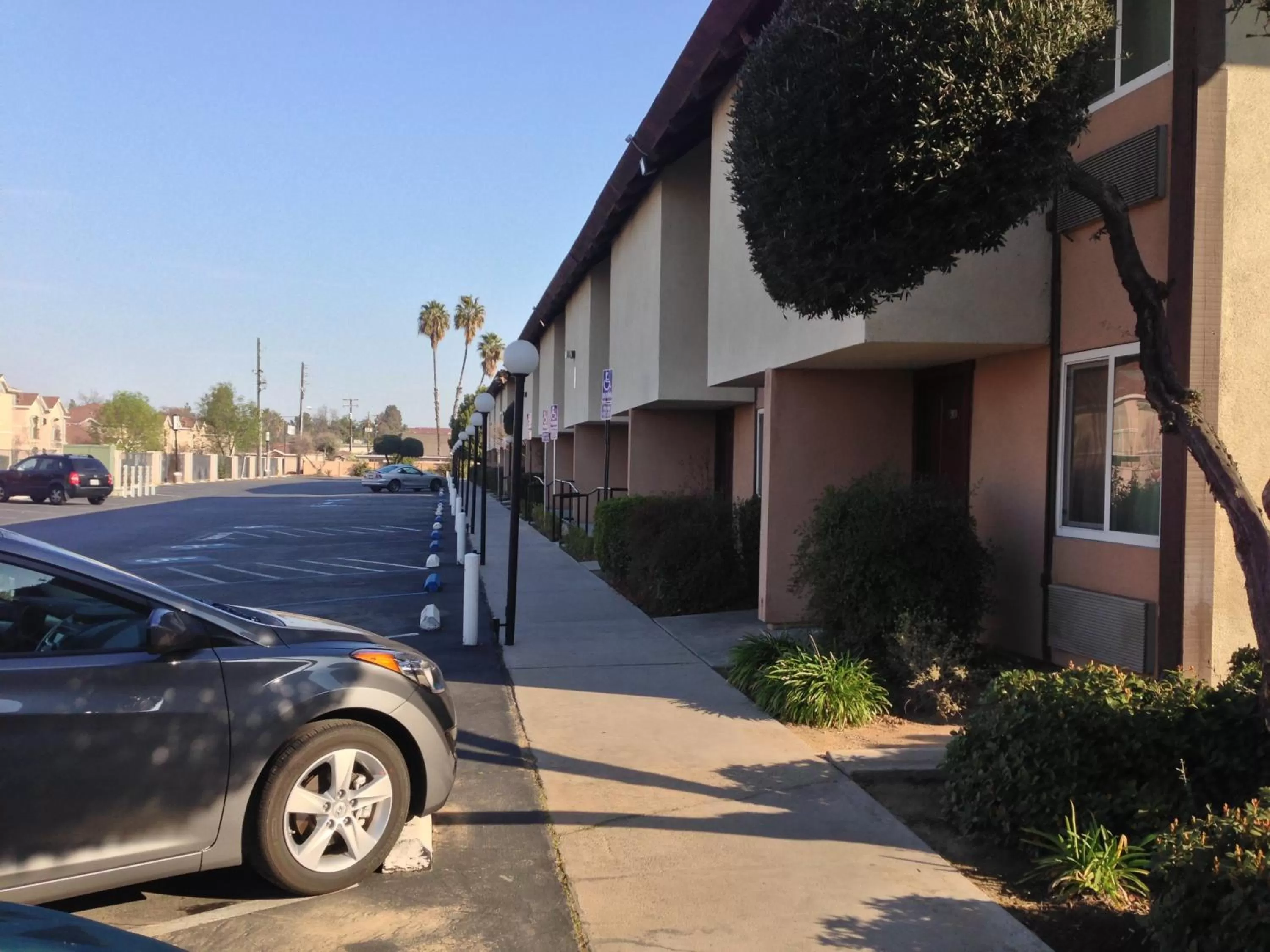 Property building in Ramada by Wyndham Fresno North