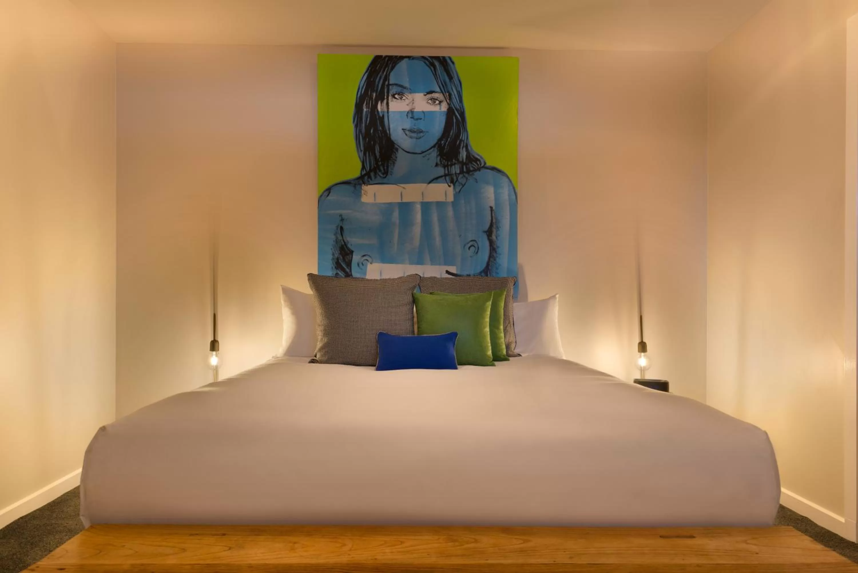 Bed in Hotel Frangos