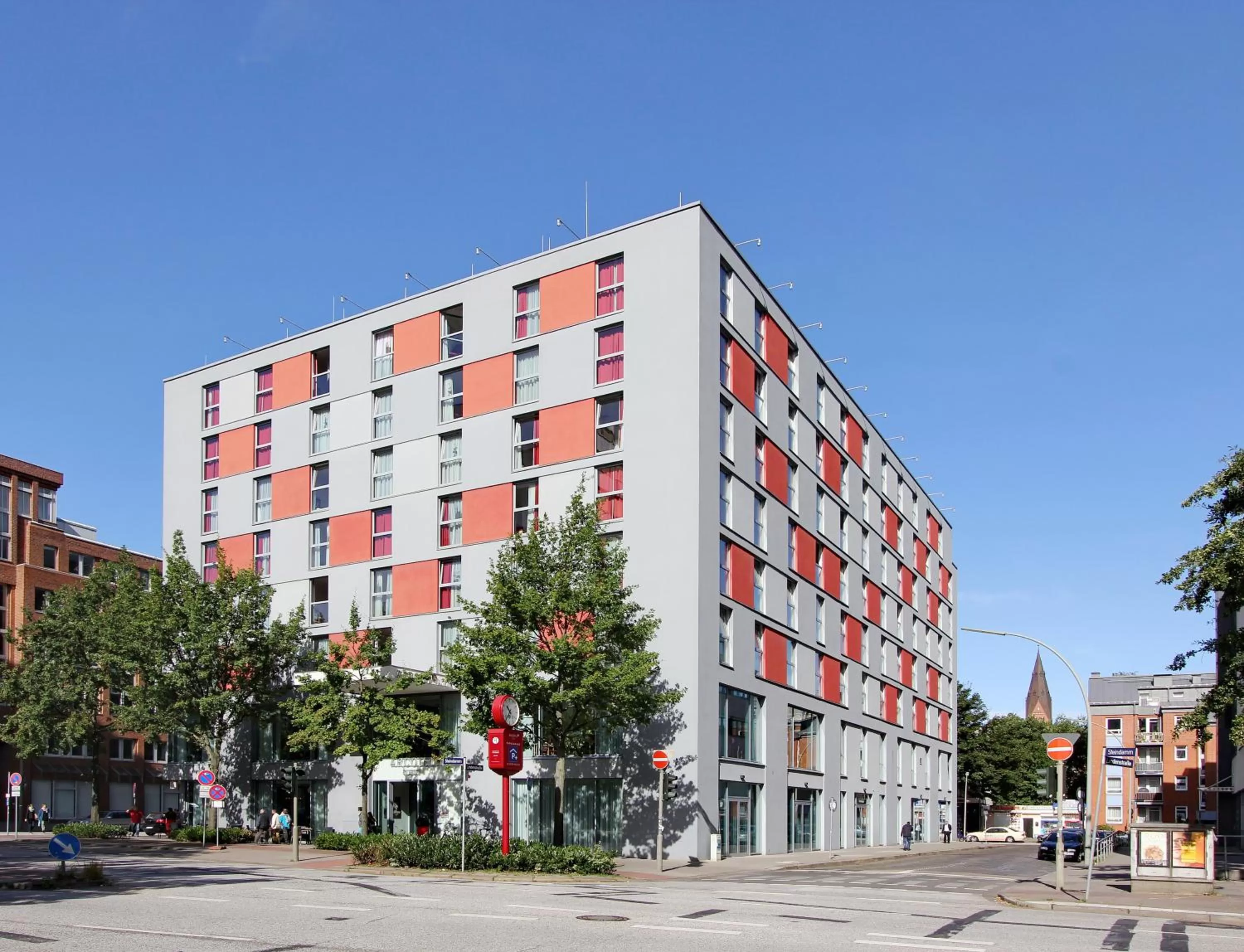 Facade/entrance in ARCOTEL Rubin Hamburg