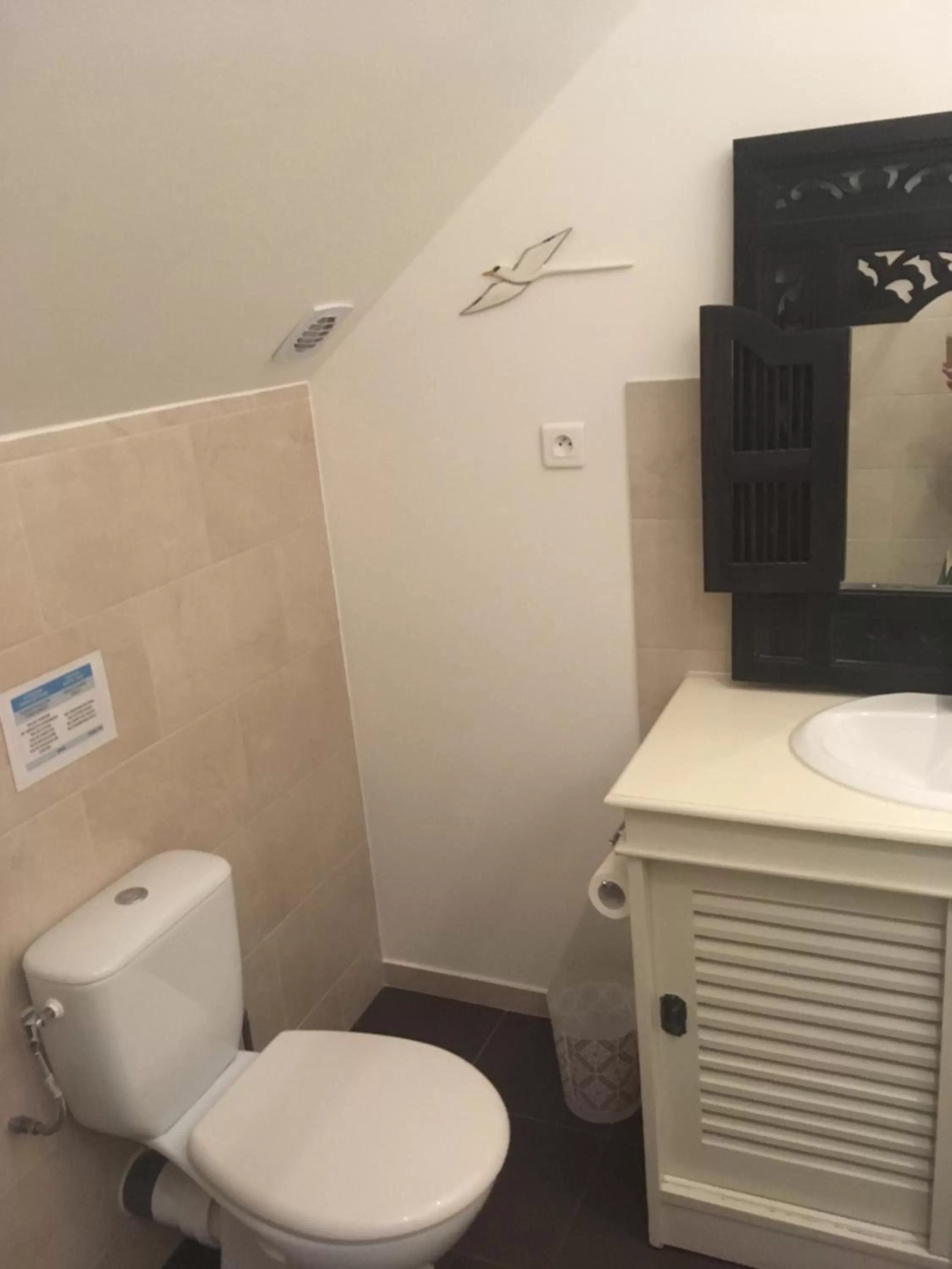 Toilet, Bathroom in Caloupilé