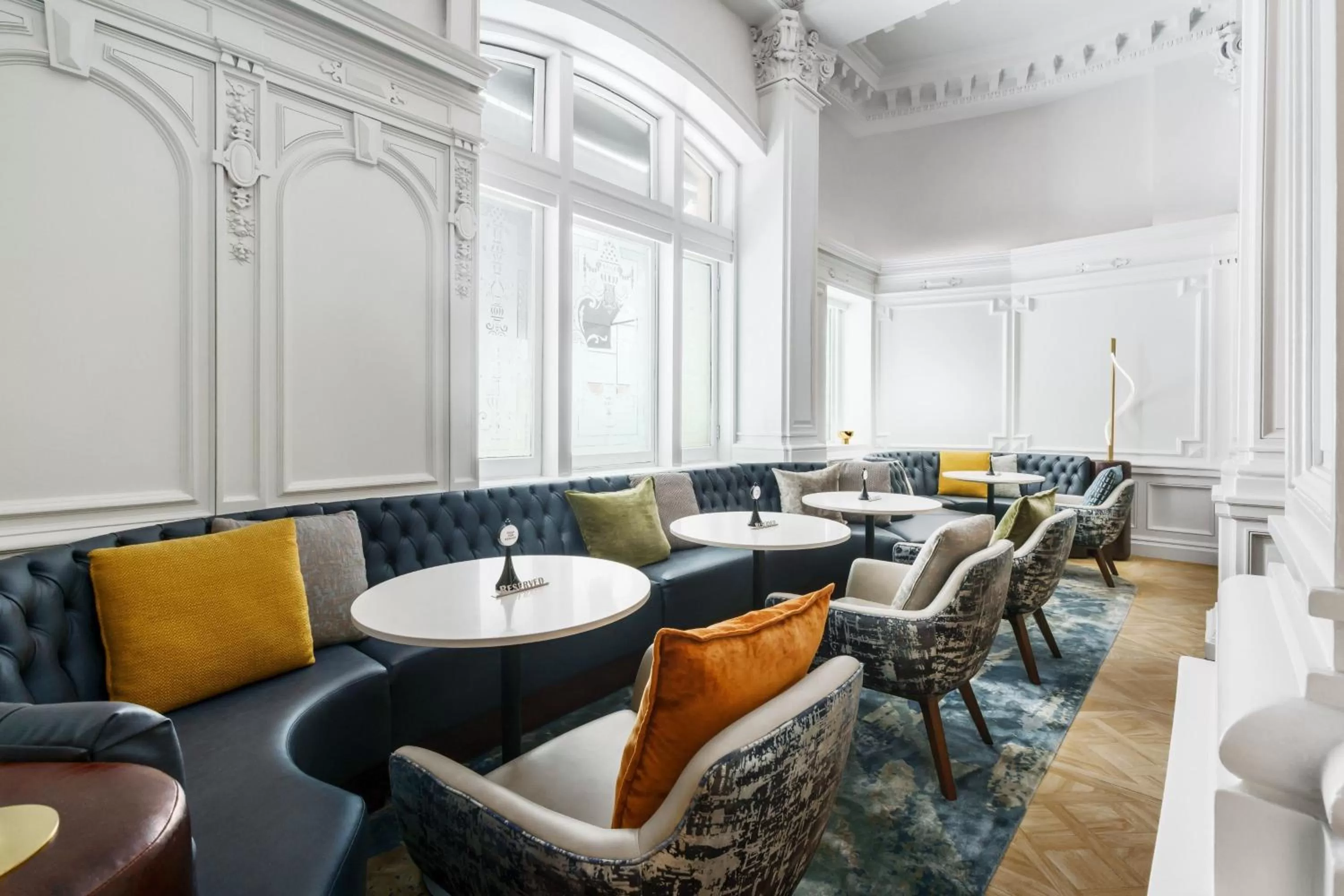 Lobby or reception in The Algonquin Hotel Times Square, Autograph Collection