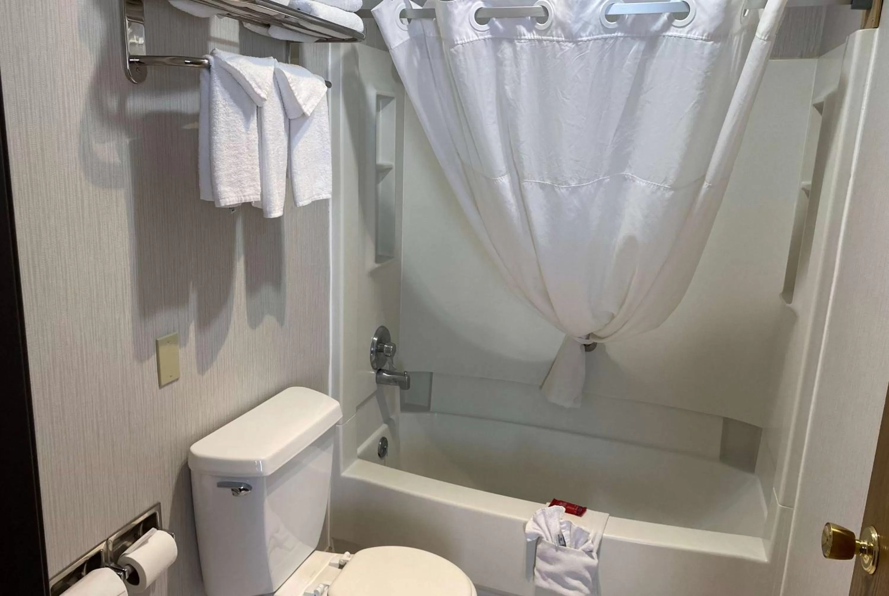 TV and multimedia in Wingate by Wyndham Gunnison Near Western Colorado University