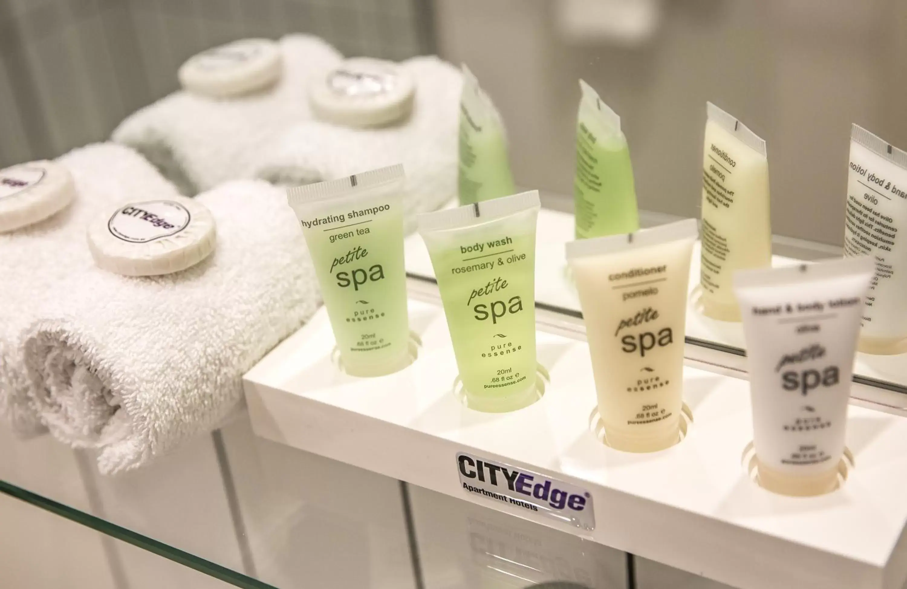 Executive Studio Apartment in Comfort Apartments Box Hill Executive Studio Apartment in Comfort Apartments Box Hill