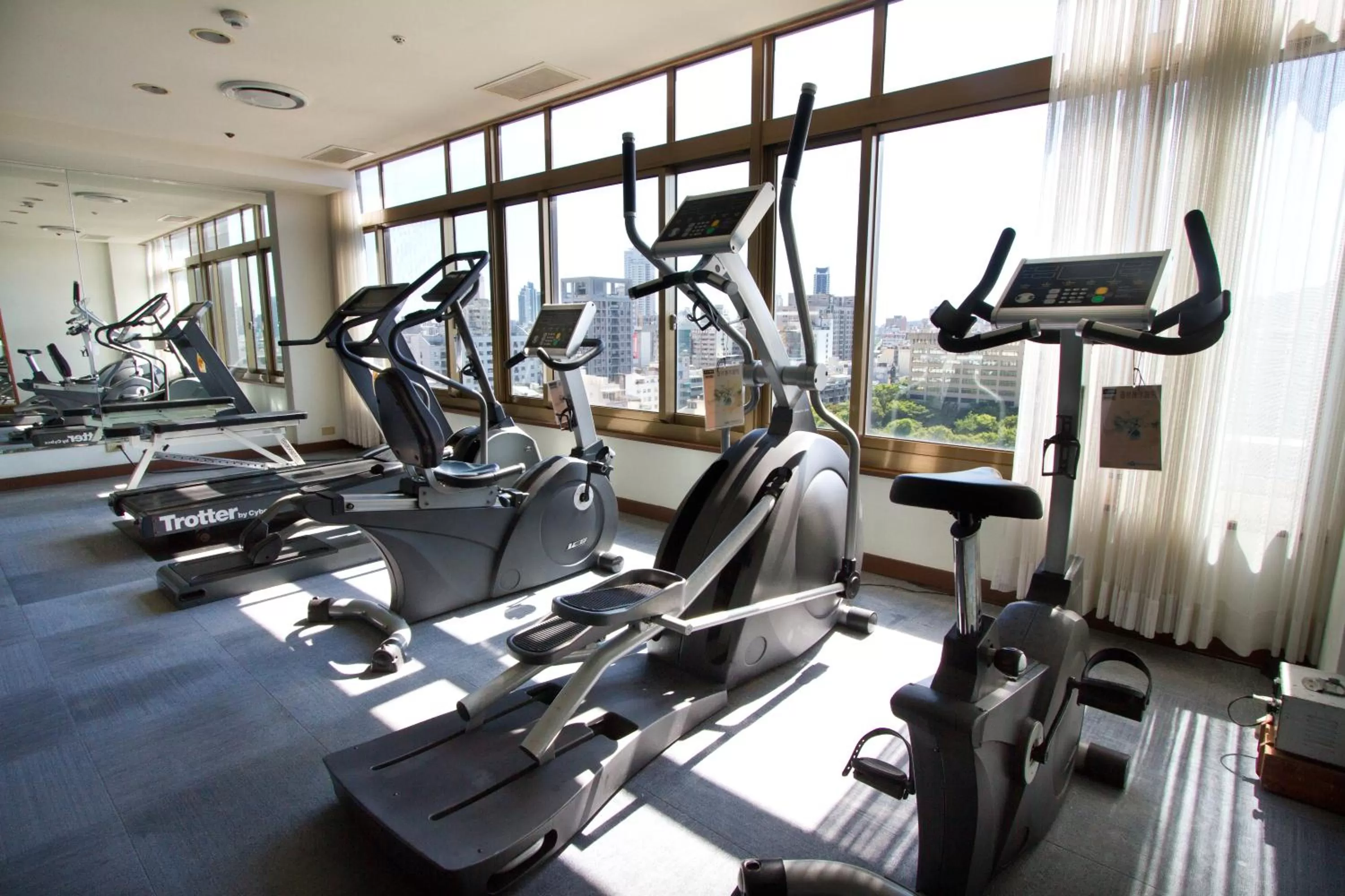 Fitness centre/facilities in The Howard Plaza Hotel Kaohsiung